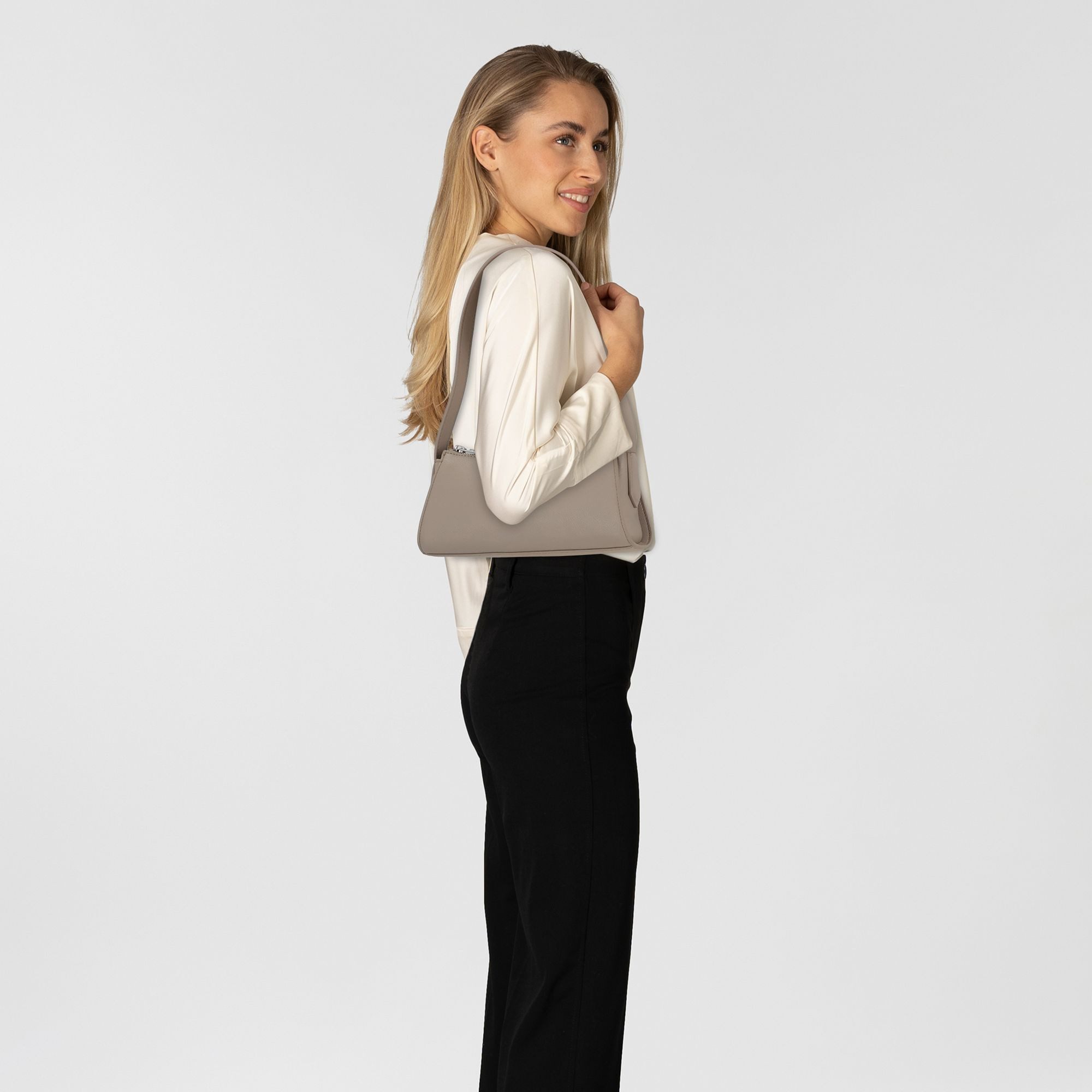 HUGO Schultertasche Chris 2.0, Polyurethan günstig online kaufen