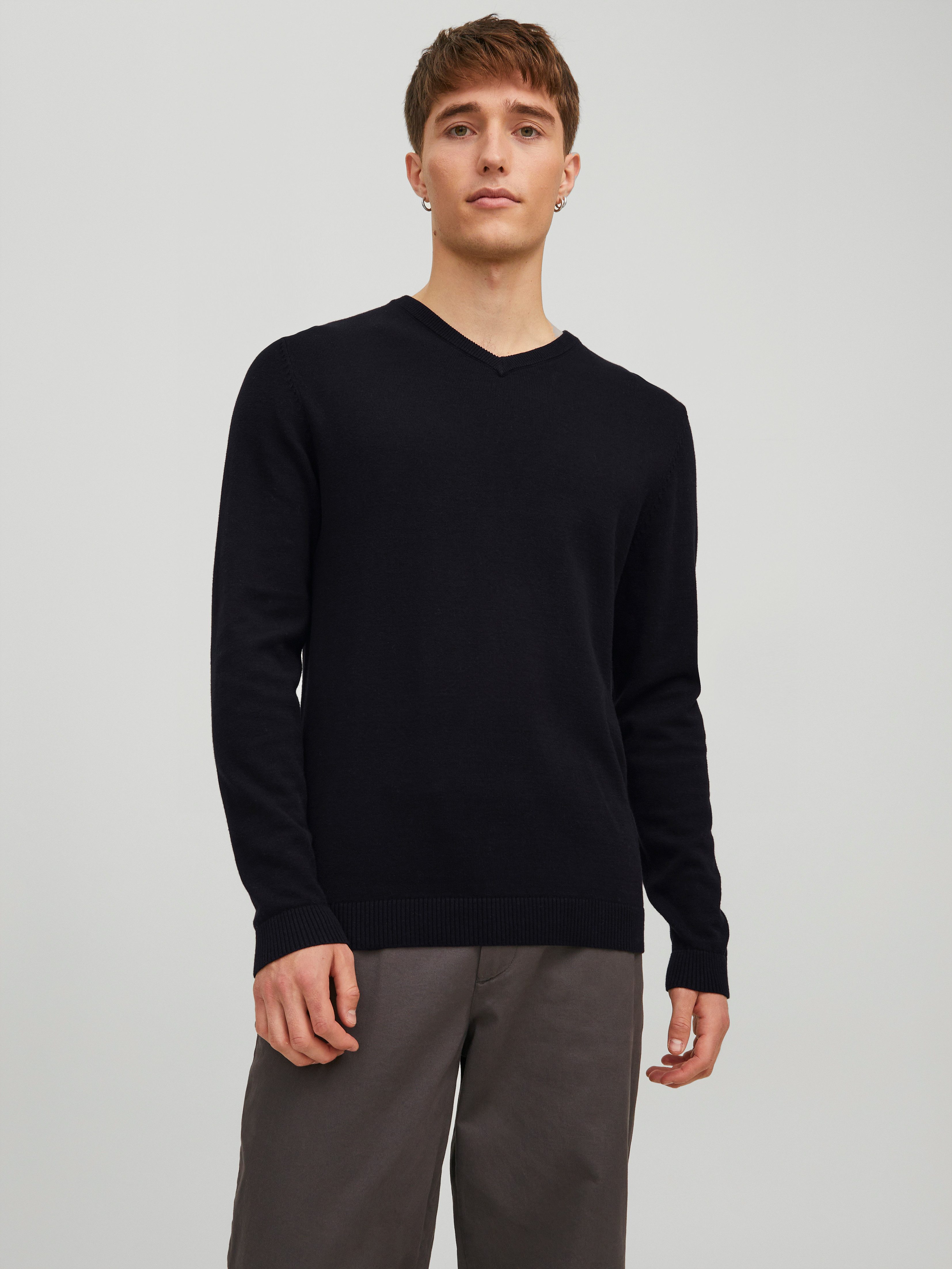 Jack & Jones V-Ausschnitt-Pullover JJEBASIC mit V-Ausschnitt, ideal für Herbst und Alltag unifarben, modisch, slim fit, Baumwolle, V-Ausschnitt