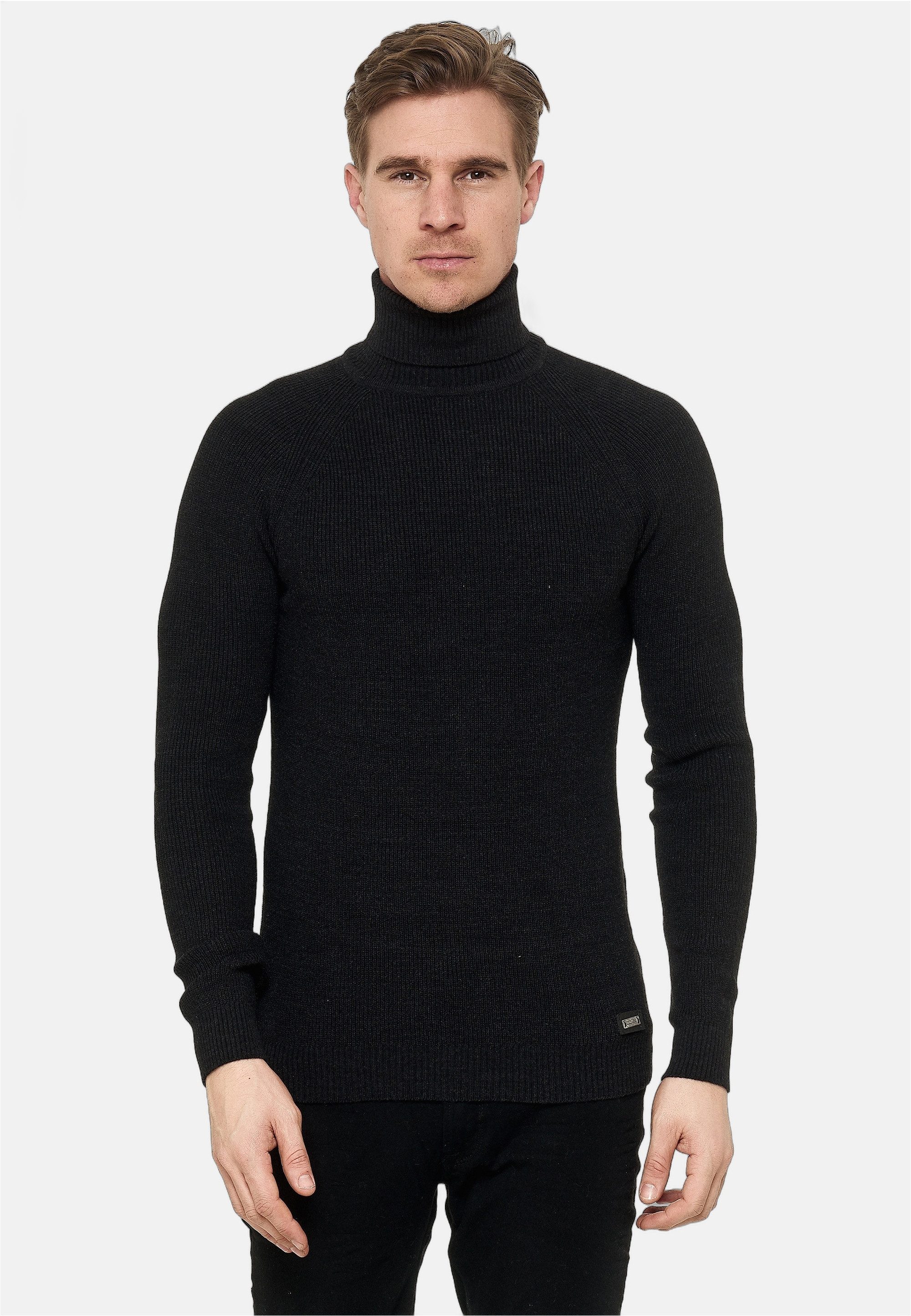 Rusty Neal Rollkragenpullover mit stilvollem Hochkragen