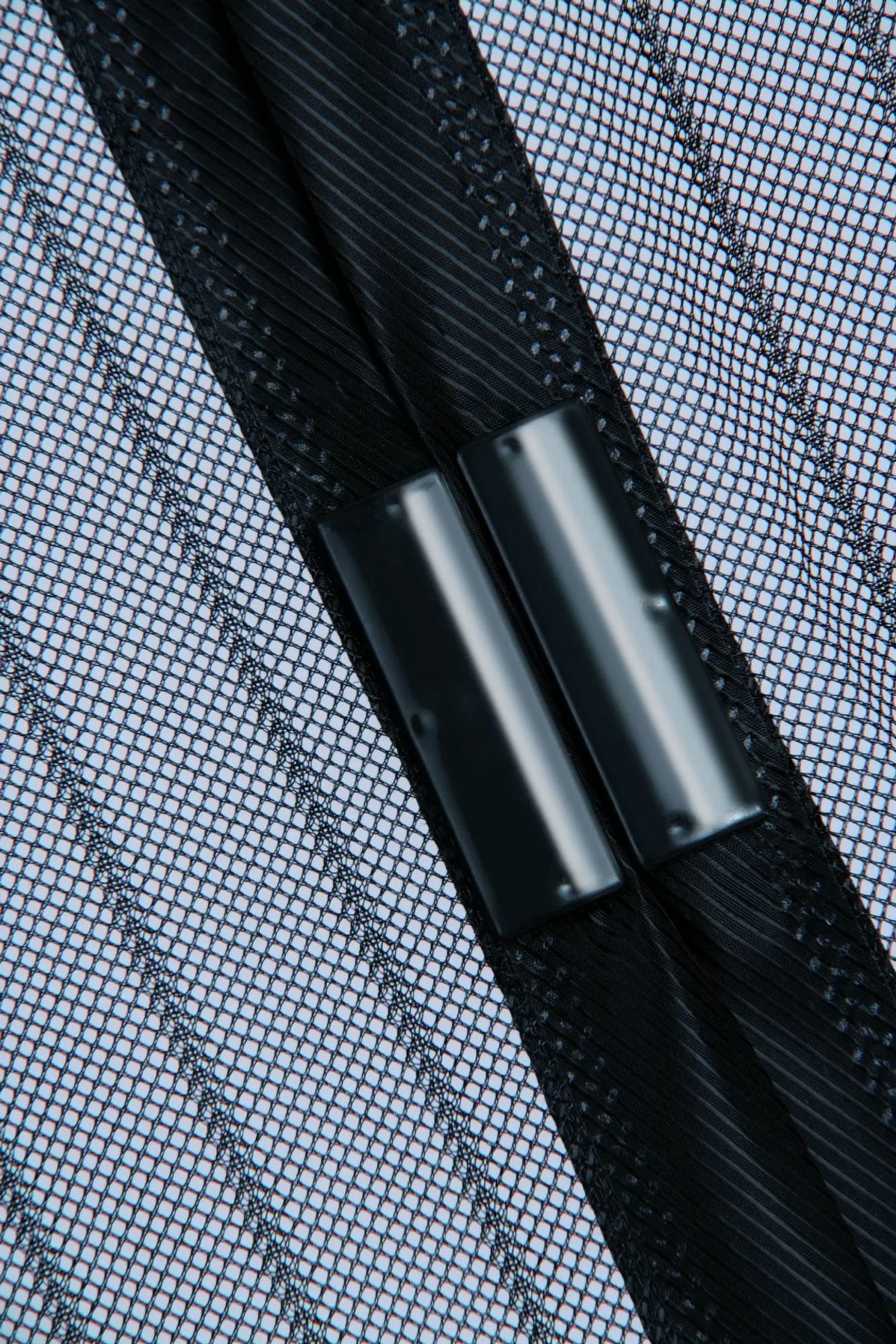 Westfalia Werkzeug Moskitonetz Moskitonetz Magic Klick 90 x 210 cm für Türen, schwarz mit, Magnetverschluss