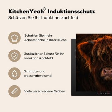 MuchoWow Herdblende-/Abdeckplatte Schottischer Highlander - Kuh - Porträt - Tiere, Vinyl, (1 tlg), 57x51 cm, Induktionsschutz, Induktionskochfeld, Ceranfeldabdeckung