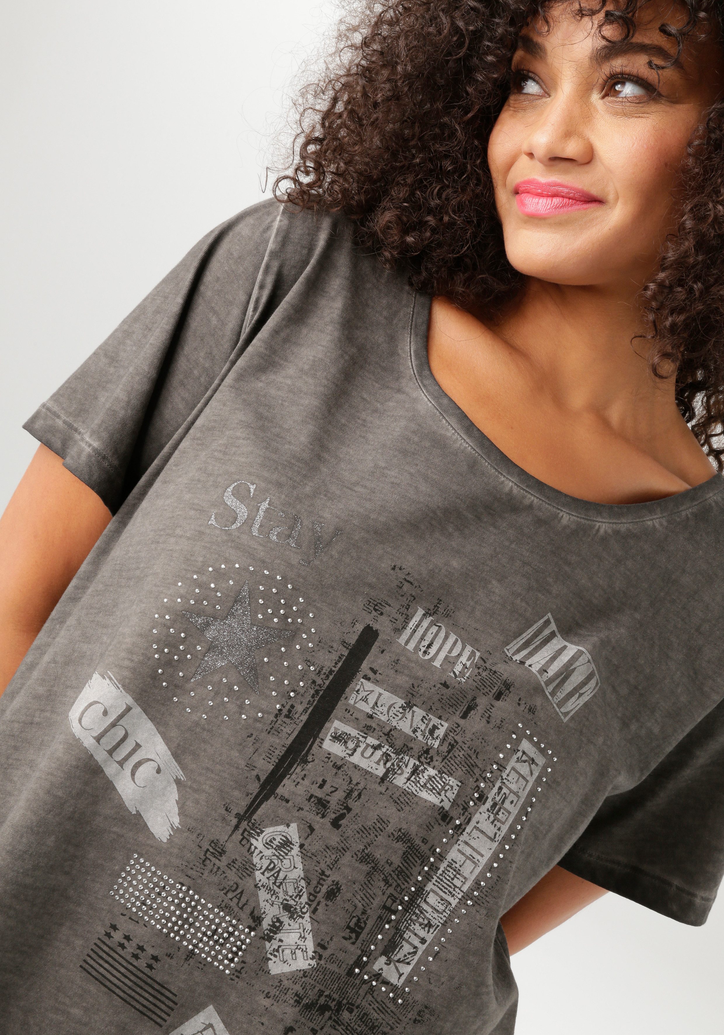 Aniston PLUS T-Shirt mit edlem Druckmotiv