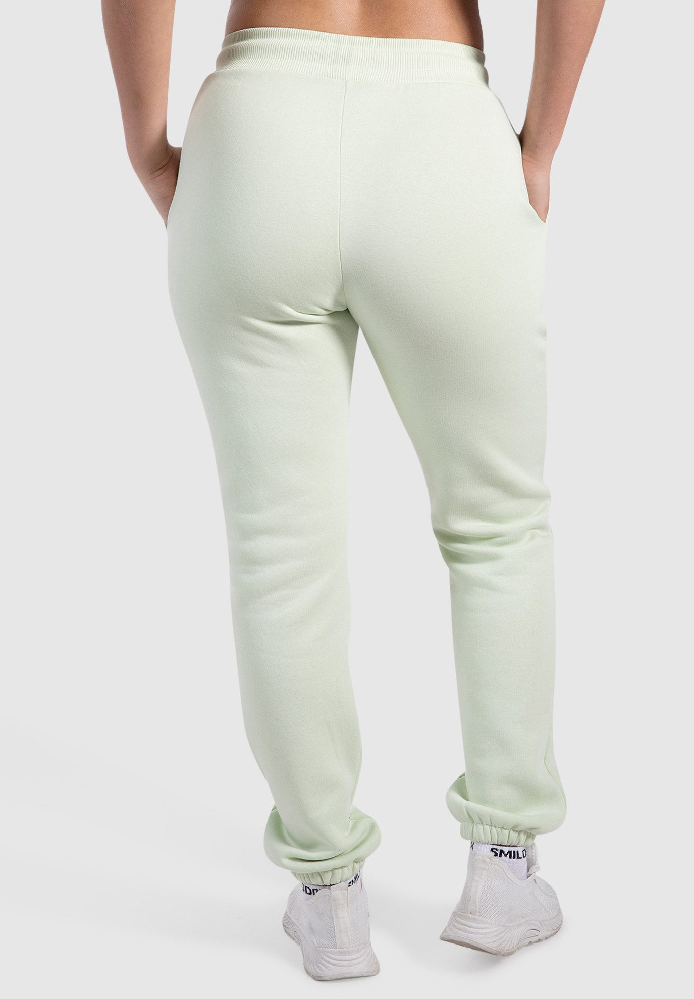 Smilodox Jogginghose Dalila, Schmal geschnittene Sporthose mit elastischem Bund, Bequem Kordelzug und Bündchen für individuelle Passform, Fitness Streetstyle