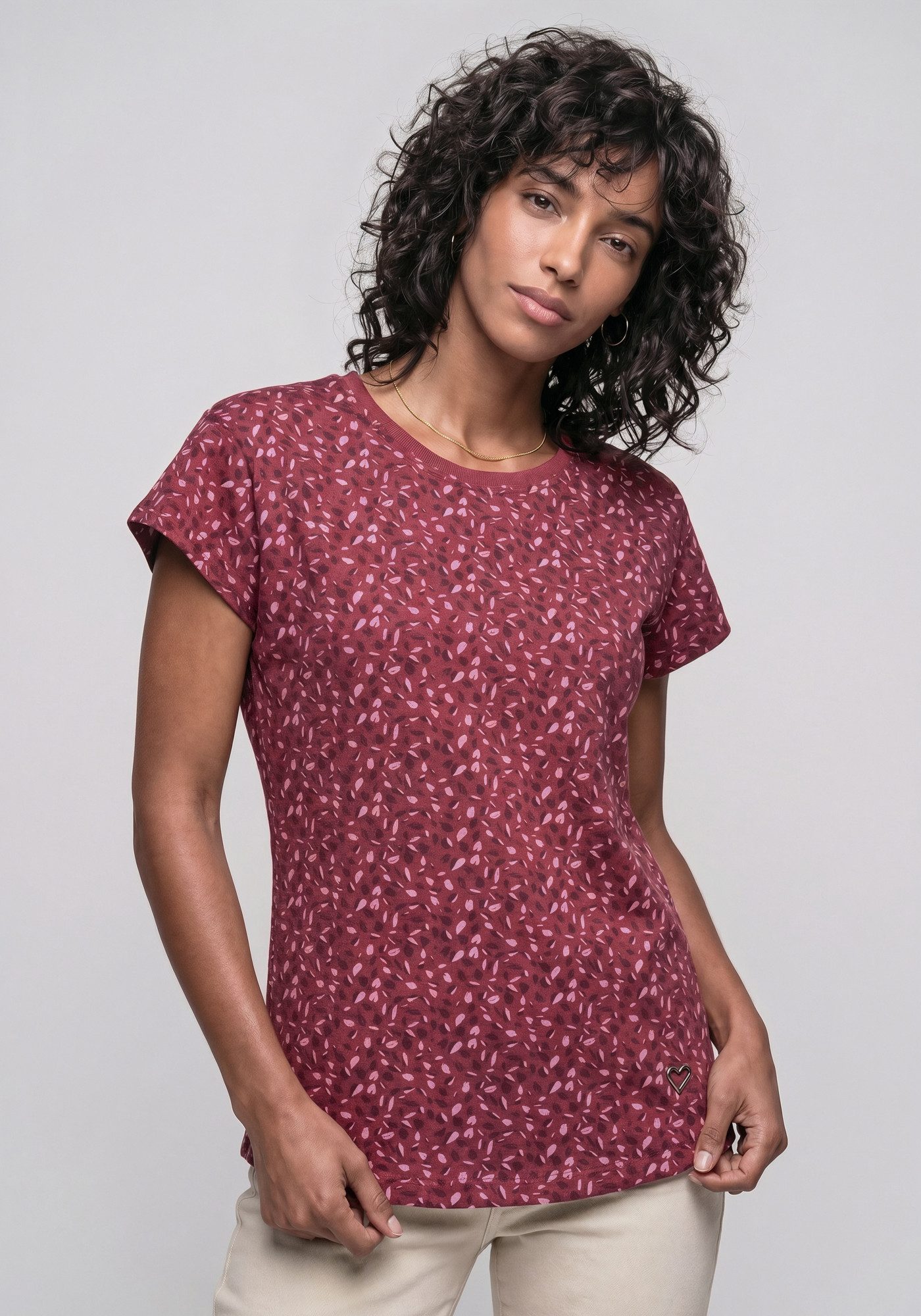 Alife & Kickin Rundhalsshirt FelinaAK B modisches Basic-Shirt mit Rundhals-Ausschnitt, rundem Saum und allover