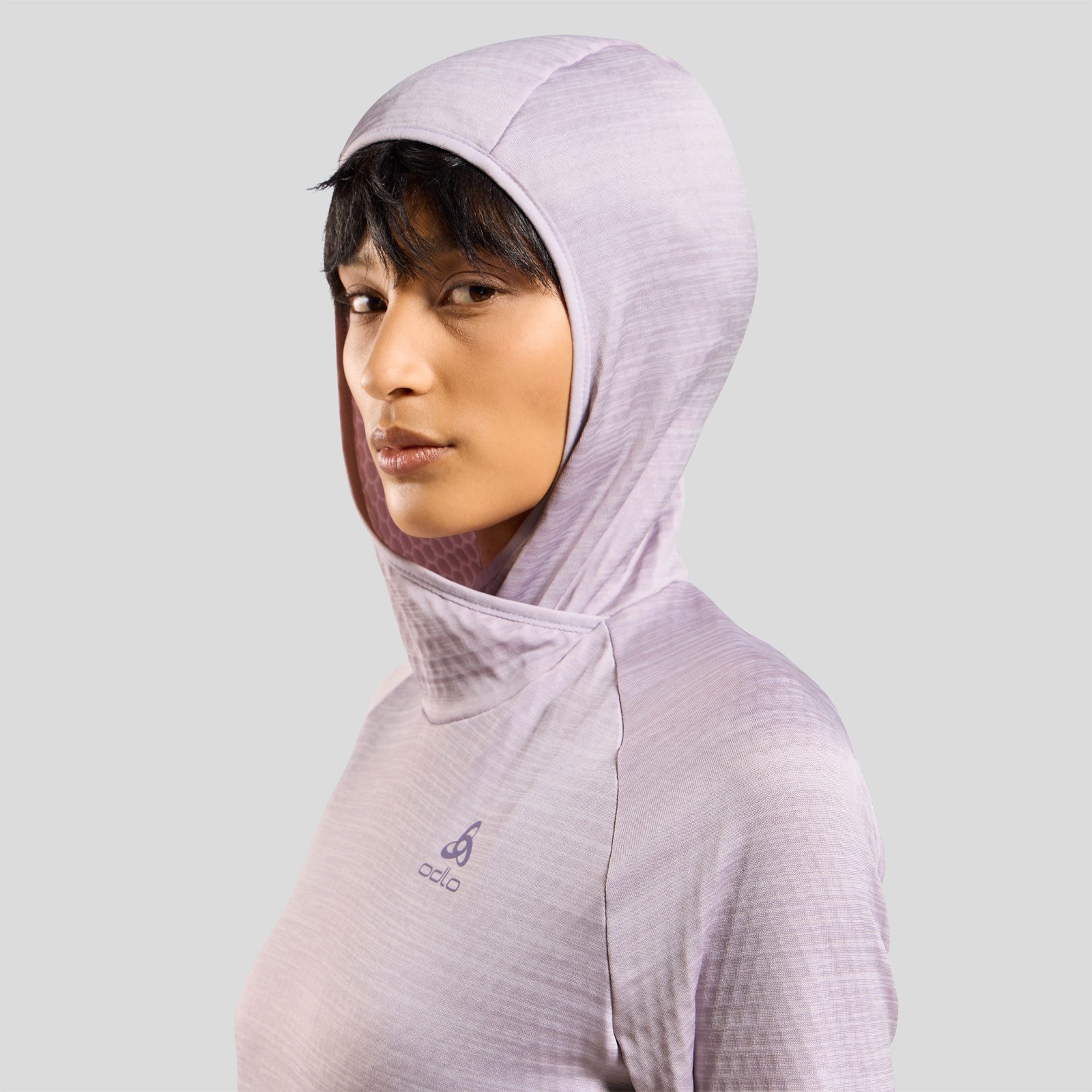 Odlo Langarmshirt Essential Thermal Midlayer Hoody 312961-21095 angenehm weich auf der Haut