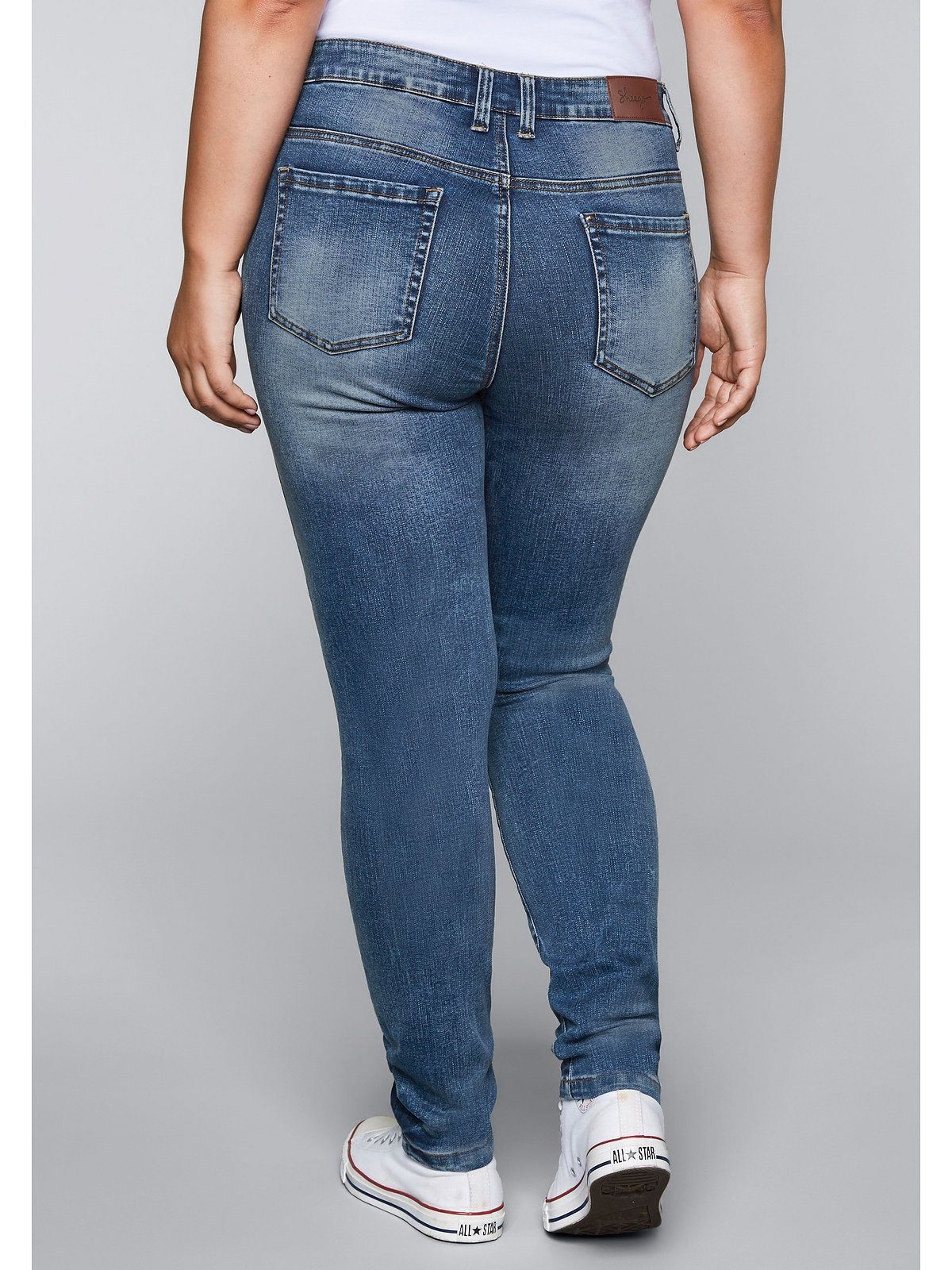 blue Sheego Denim Große Bodyforming-Effekt mit Stretch-Jeans Größen Skinny