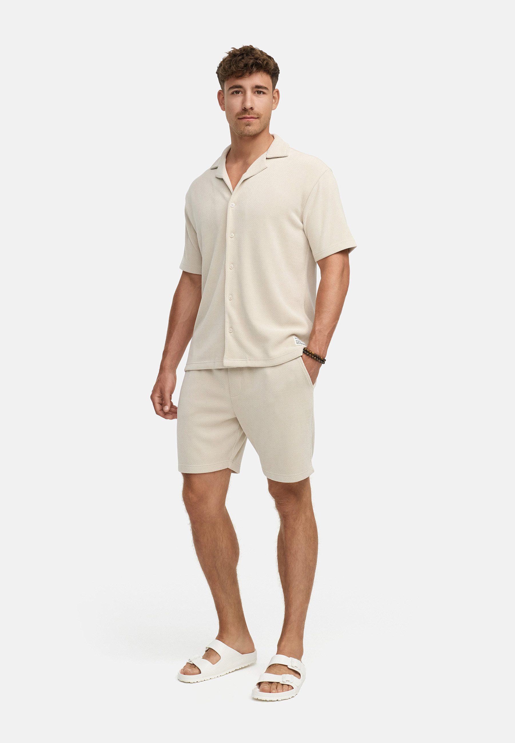 Indicode Freizeitanzug Herren INZandro Shirt Herrenshorts Set (Set), mit strukturierter Stoffqualität für eine besondere Haptik