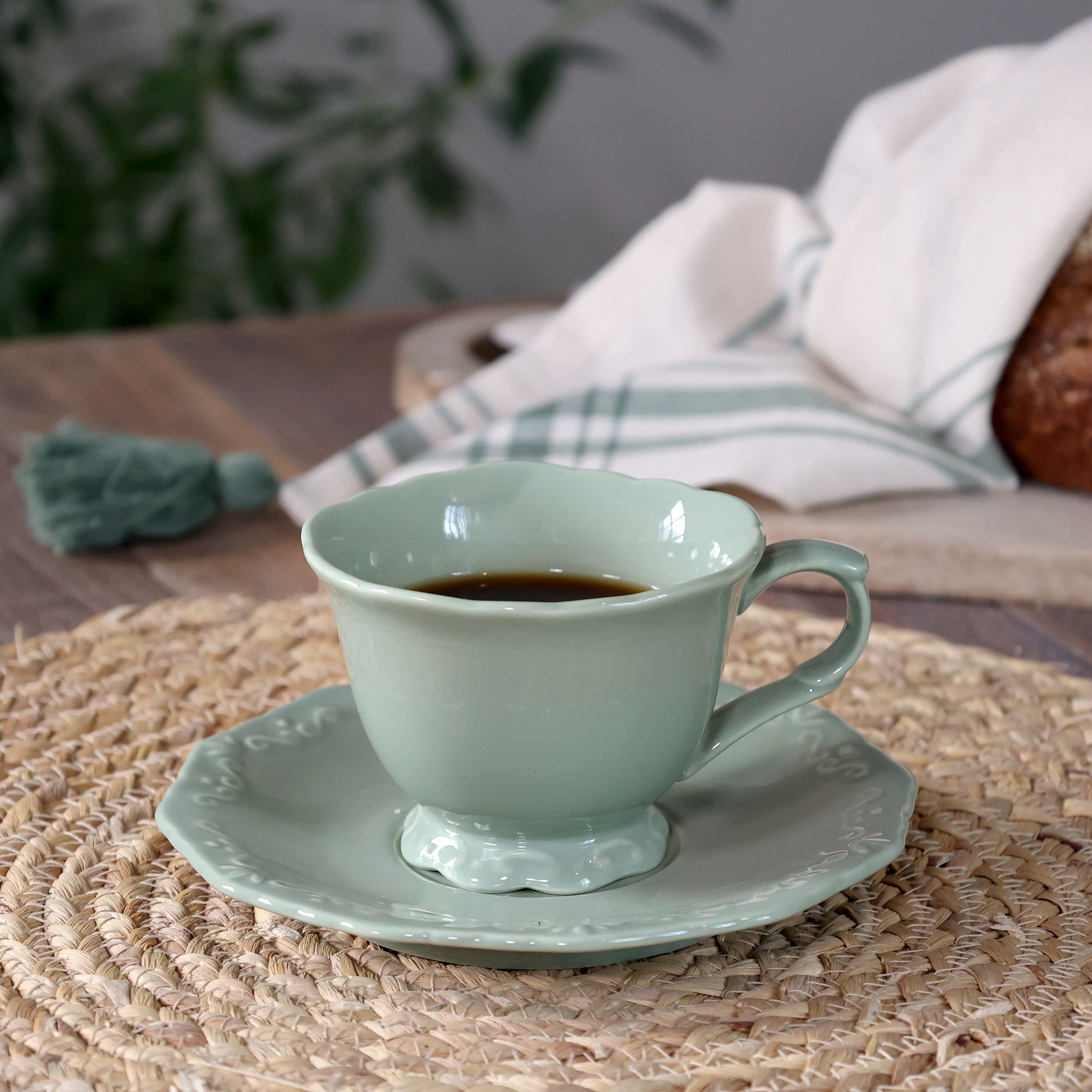 Chic Antique Tasse Chic Antique Tasse Kaffeetasse mit Unterteller Provence Porzellan, Porzellan
