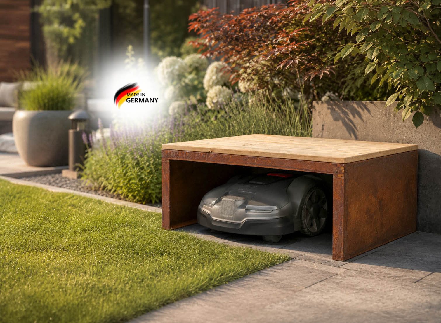 BADEKO Mähroboter-Garage aus Edelrost mit Lärchenholzabdeckung 80x70x40 cm hochwertige Ausführ., Holzabdeckung aus Lärchenholz