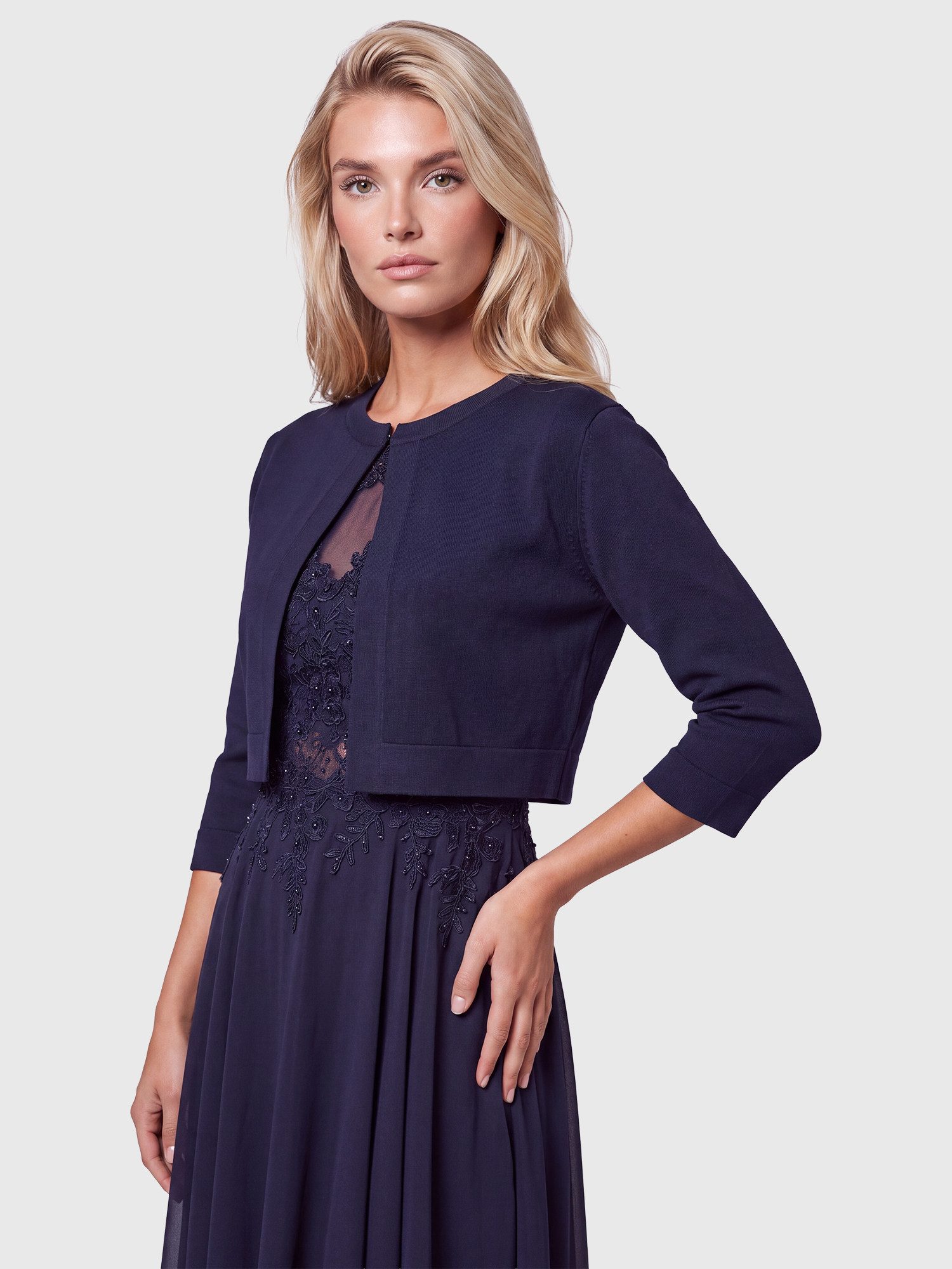 Apart Bolero mit Dreiviertelärmeln