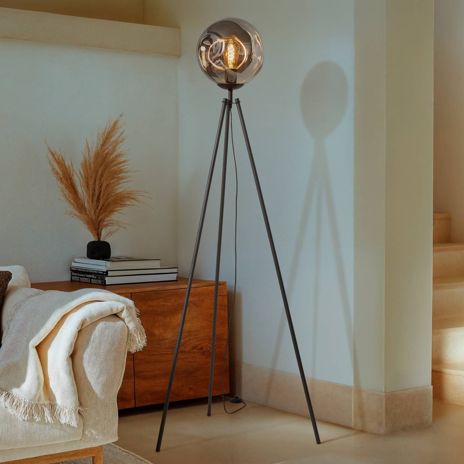 Lindby Stehlampe Valentina, Metall, Braun IP20, 1 x 15 W LED günstig online kaufen