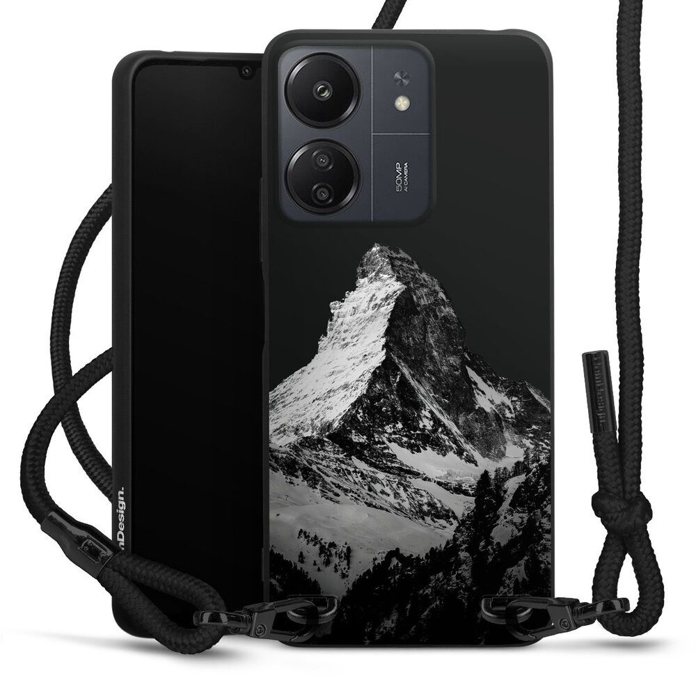 DeinDesign Handyhülle Berg Schnee Alpspitze Snow Capped Mountains Grayscale, Xiaomi Redmi 13C 4G Premium Handykette Hülle mit Band Cover mit Kette