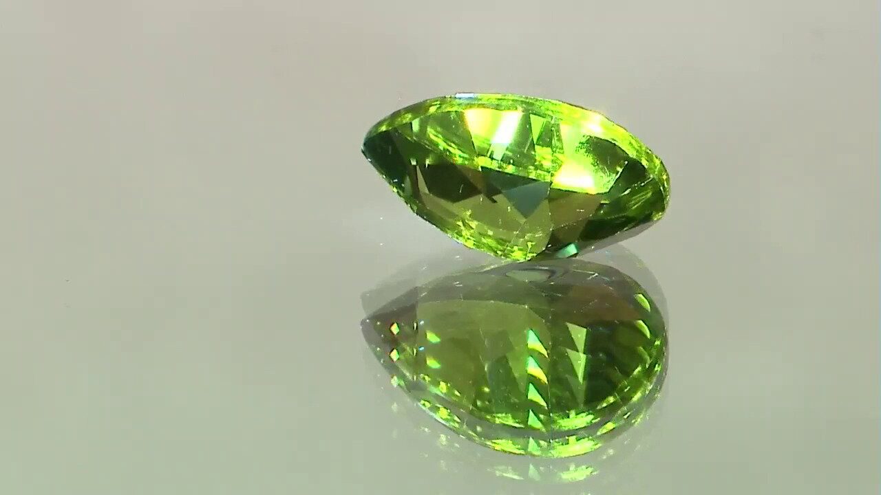 Cavill Edelstein Kaschmir-Peridot 8,94 ct Tropfen, leuchtend grün, Echtschmuck, (1-St)