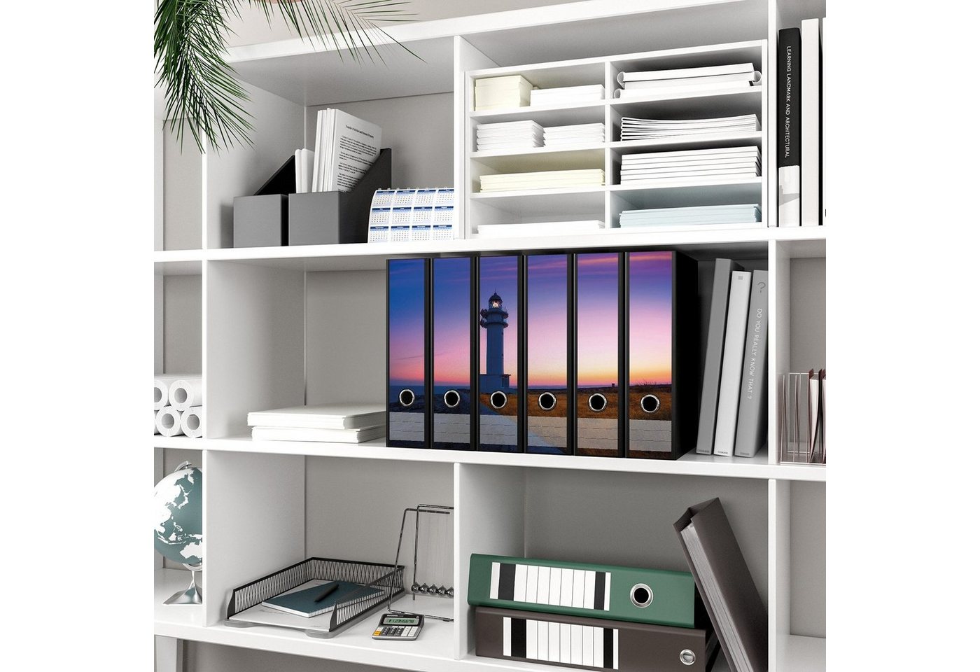 Thumbnail - Wallario Etiketten Leuchtturm am Abend auf den Balearen Malerischer Himmel, Ordnerrücken-Sticker in verschiedenen Ausfüh...