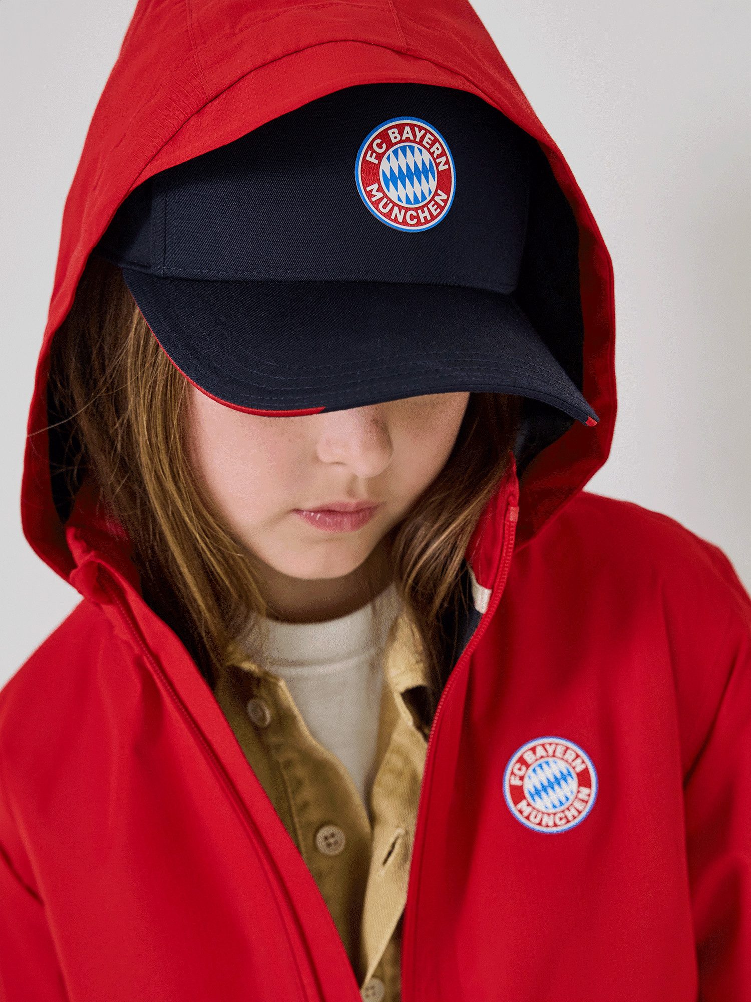 FC Bayern München Baseball Cap FC Bayern München I Baseballcap Essentials I Kinder I Navy – Bild 4 von 5