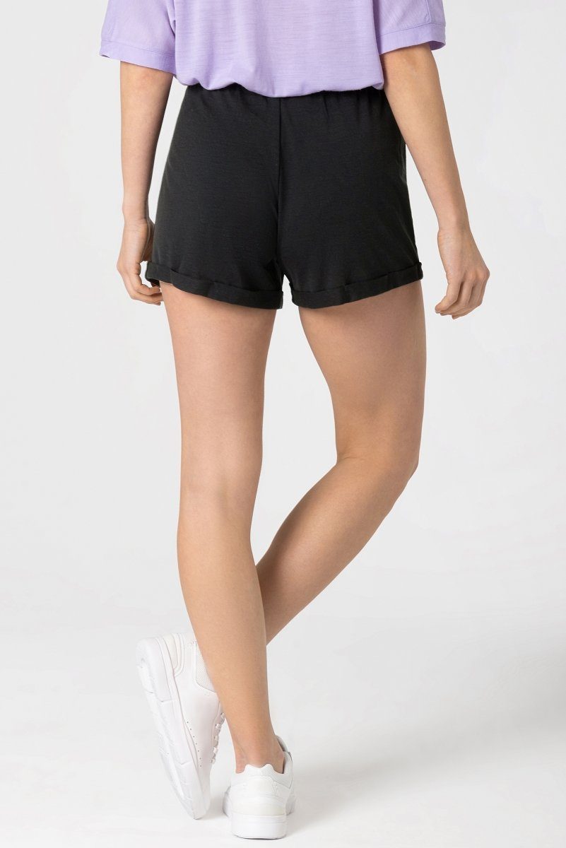 Merino Shorts W pflegeleichter WIDE Merino-Materialmix Black SHORTS Jet SUPER.NATURAL Shorts