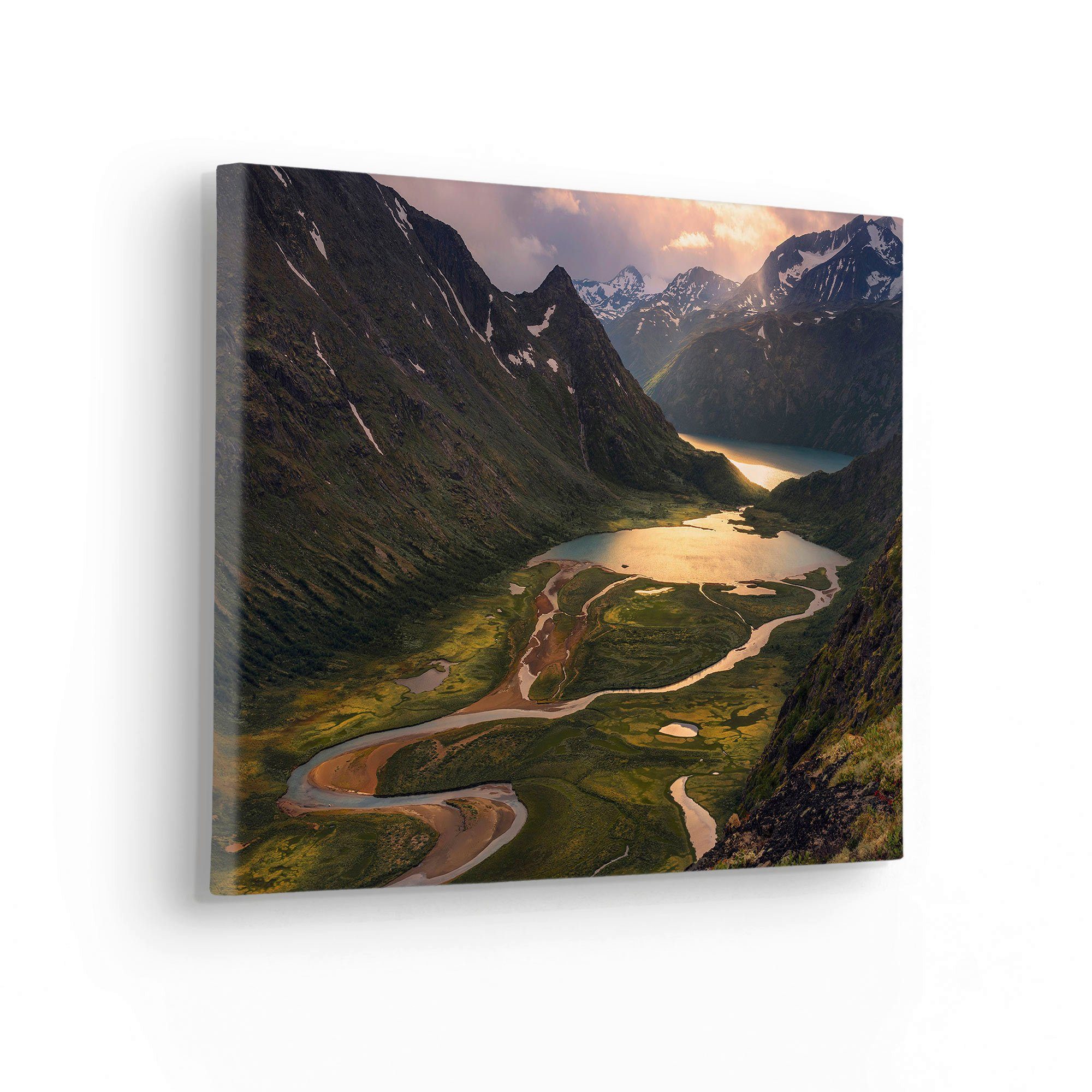 Komar Leinwandbild Northern Light - Größe 40 x 30 cm, Baum, Berge, Blumen, Blätter, Foto, Jahreszeiten, Landschaft, Meer, Natur, Palmen, Strand (Packung, 1 St), Keilrahmenbild mi Echtholzrahmen
