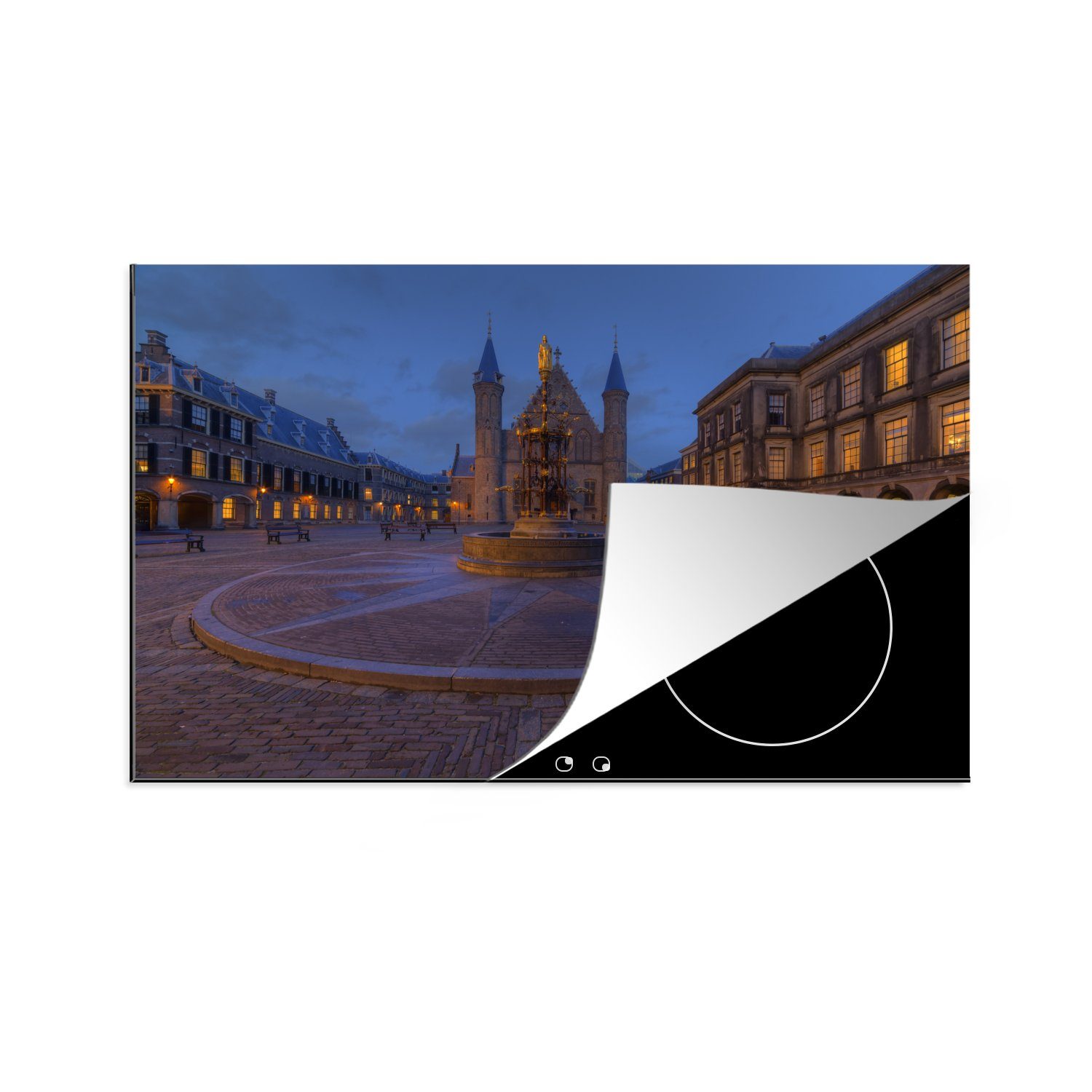 MuchoWow Herdblende-/Abdeckplatte Brunnen auf dem Binnenhof in Den Haag am Abend, Vinyl, (1 tlg), 81x52 cm, Induktionskochfeld Schutz für die küche, Ceranfeldabdeckung