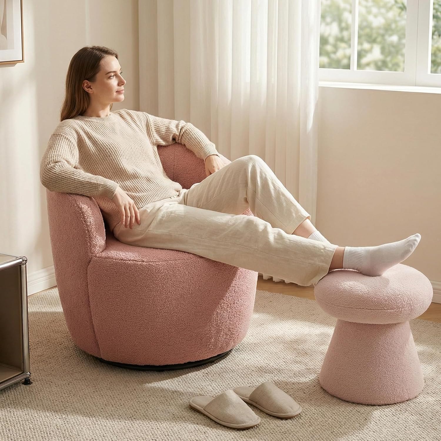 DEKKETO Hocker 360° Drehbarer Teddy-Pilz-Hocker als Schminktischhocker & Fußhocker (1 St), Bequemer Polsterhocker für Schlafzimmer, Ankleidezimmer & Wohnzimmer