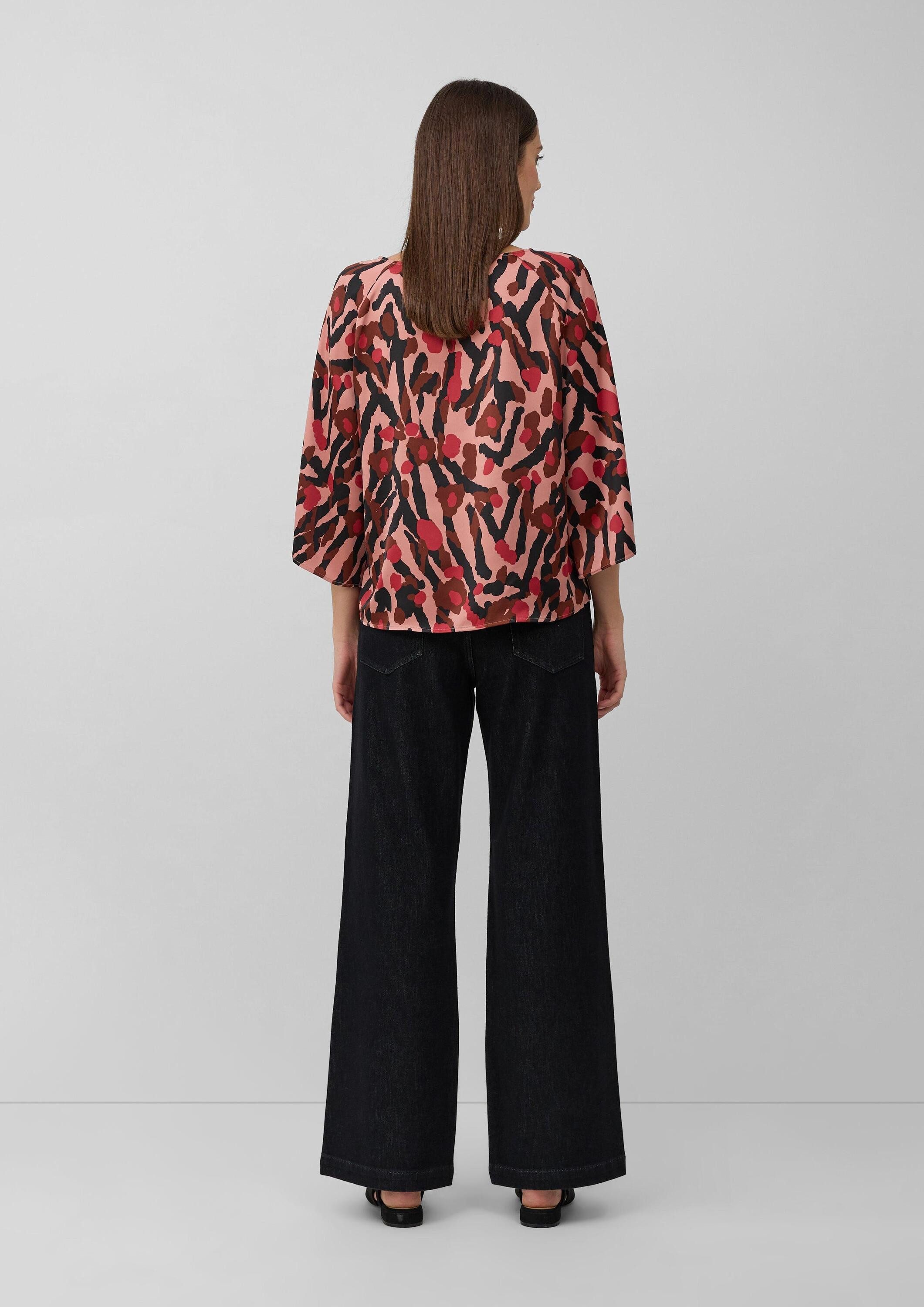 s.Oliver Kurzarmbluse Bluse Satin-Bluse mit All-over-Print