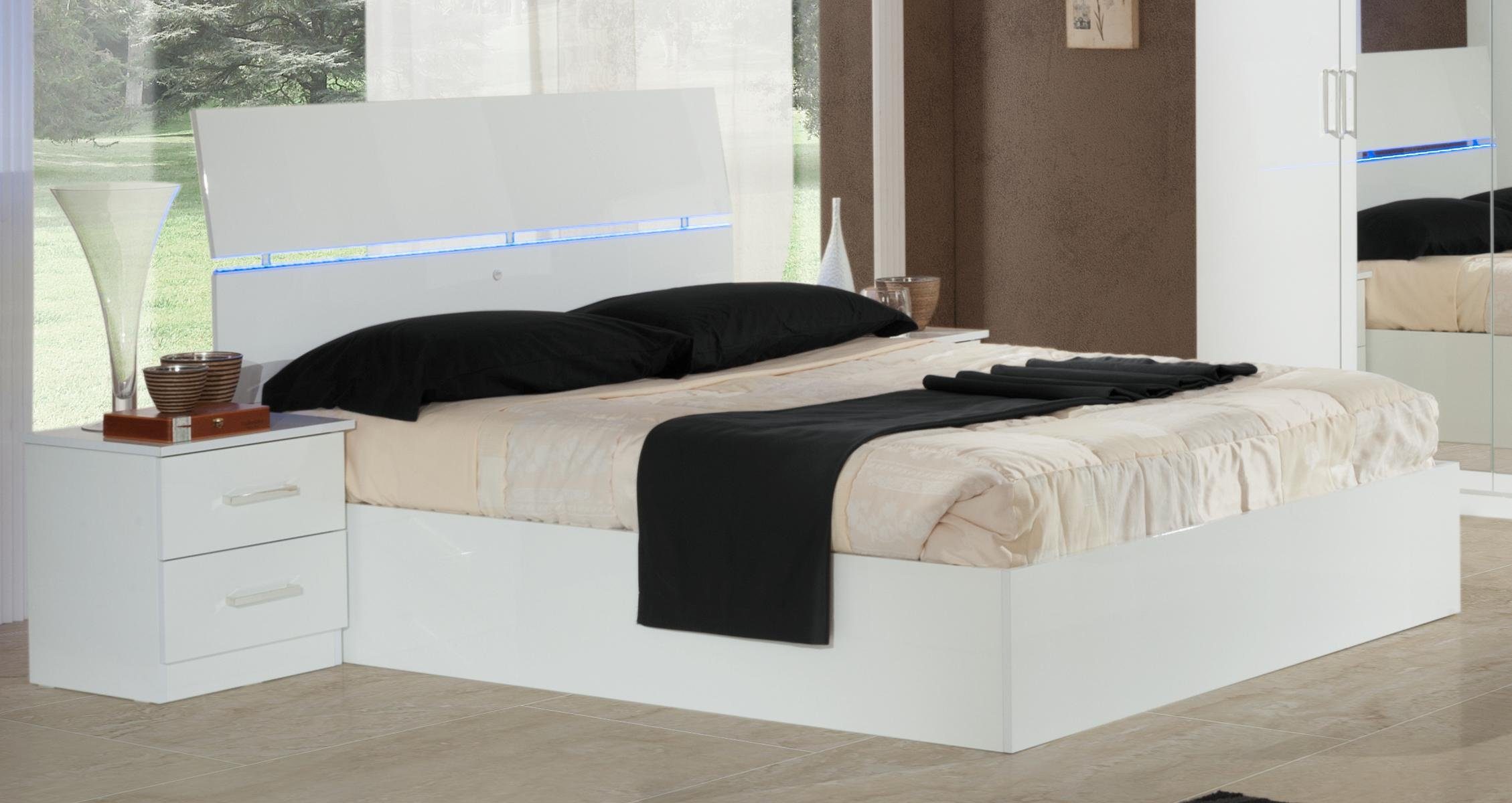 JVmoebel Schlafzimmer-Set 3tlg. Doppelbett Bett 2x Nachttische Holz Design Betten Modern Stil
