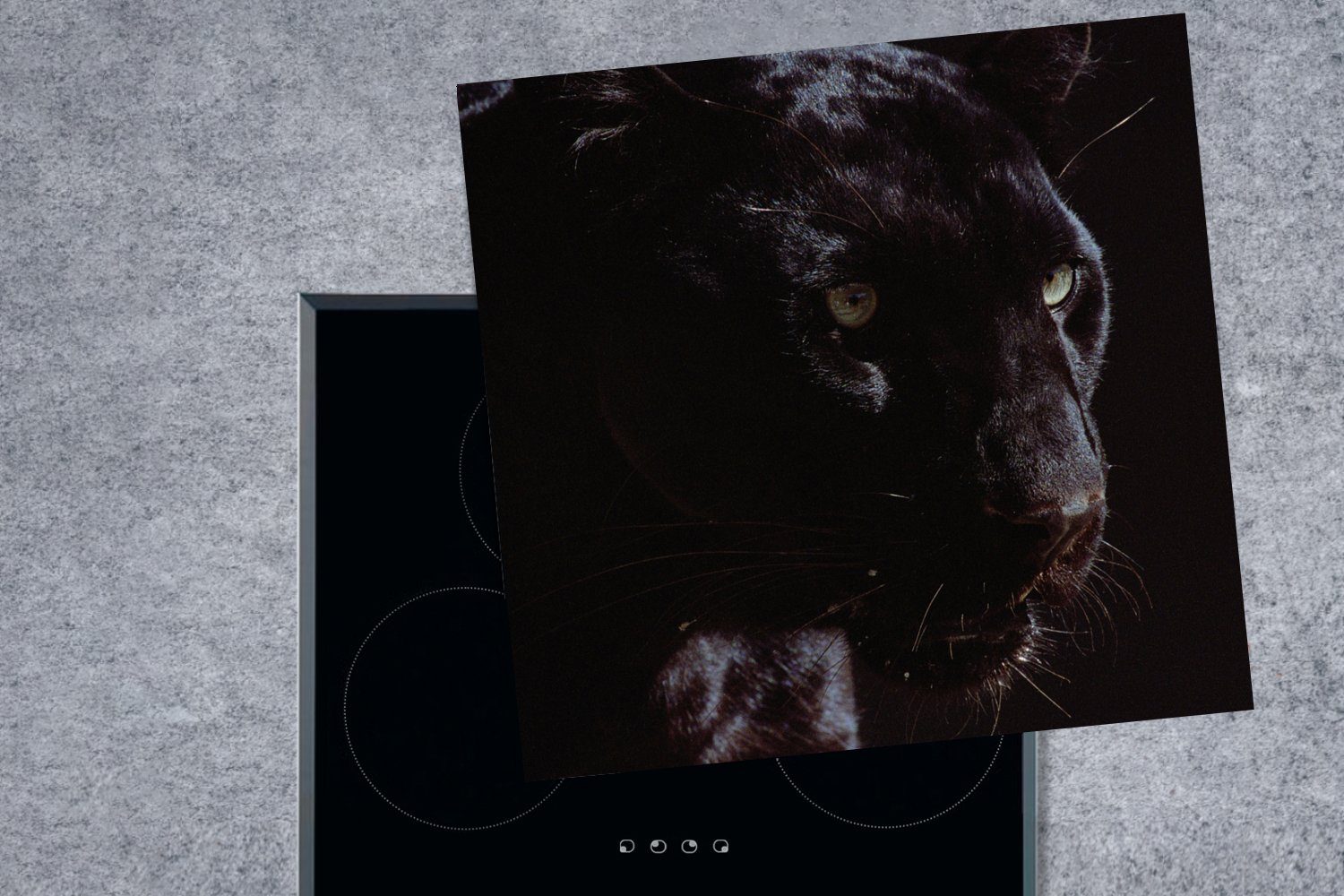 Panther Arbeitsplatte Schwarz, küche - (1 - cm, MuchoWow tlg), Vinyl, für 78x78 Tier Ceranfeldabdeckung, Herdblende-/Abdeckplatte