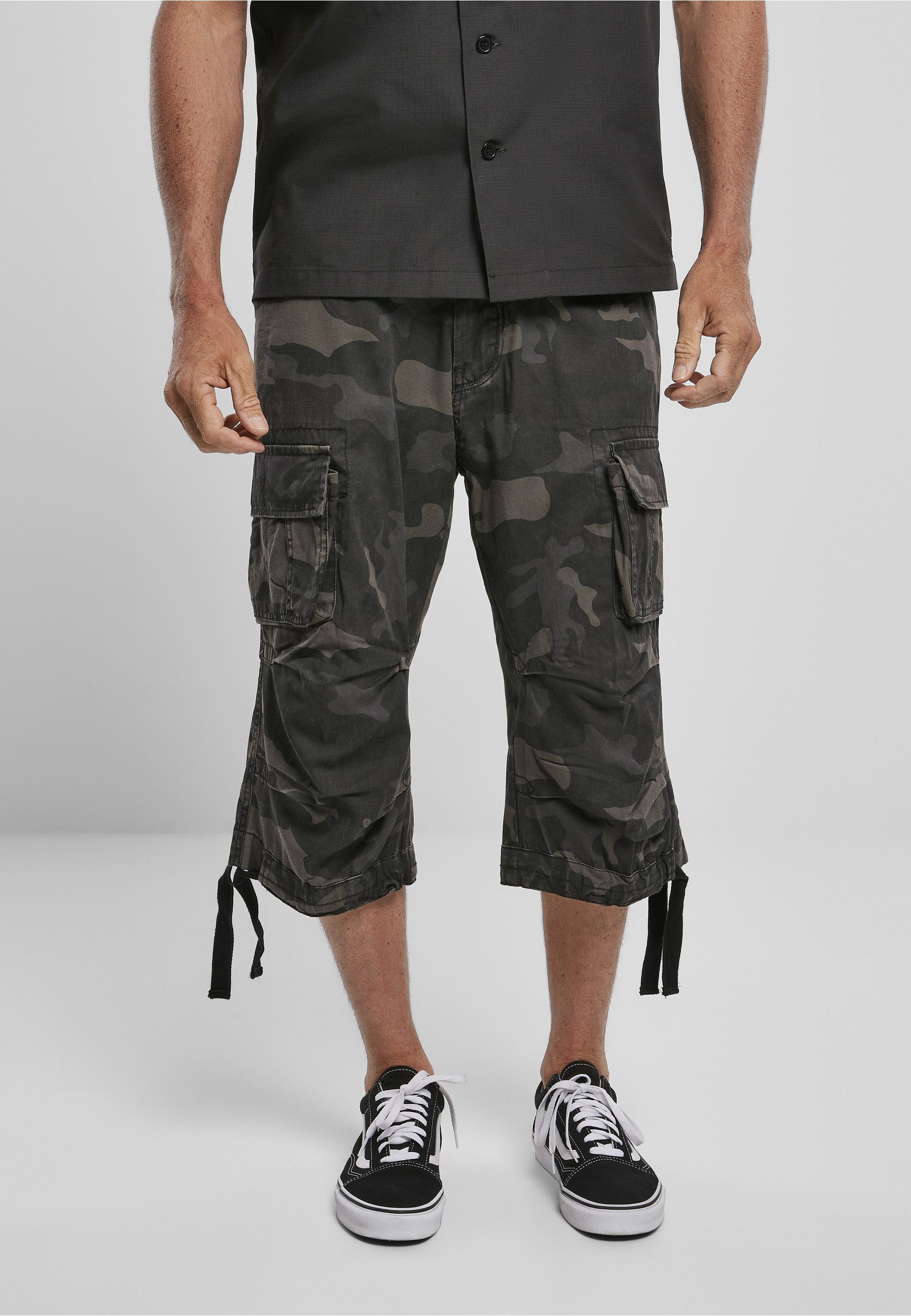 Brandit Stoffhose Brandit Herren Urban Legend Cargo 3/4 Shorts (1-tlg)