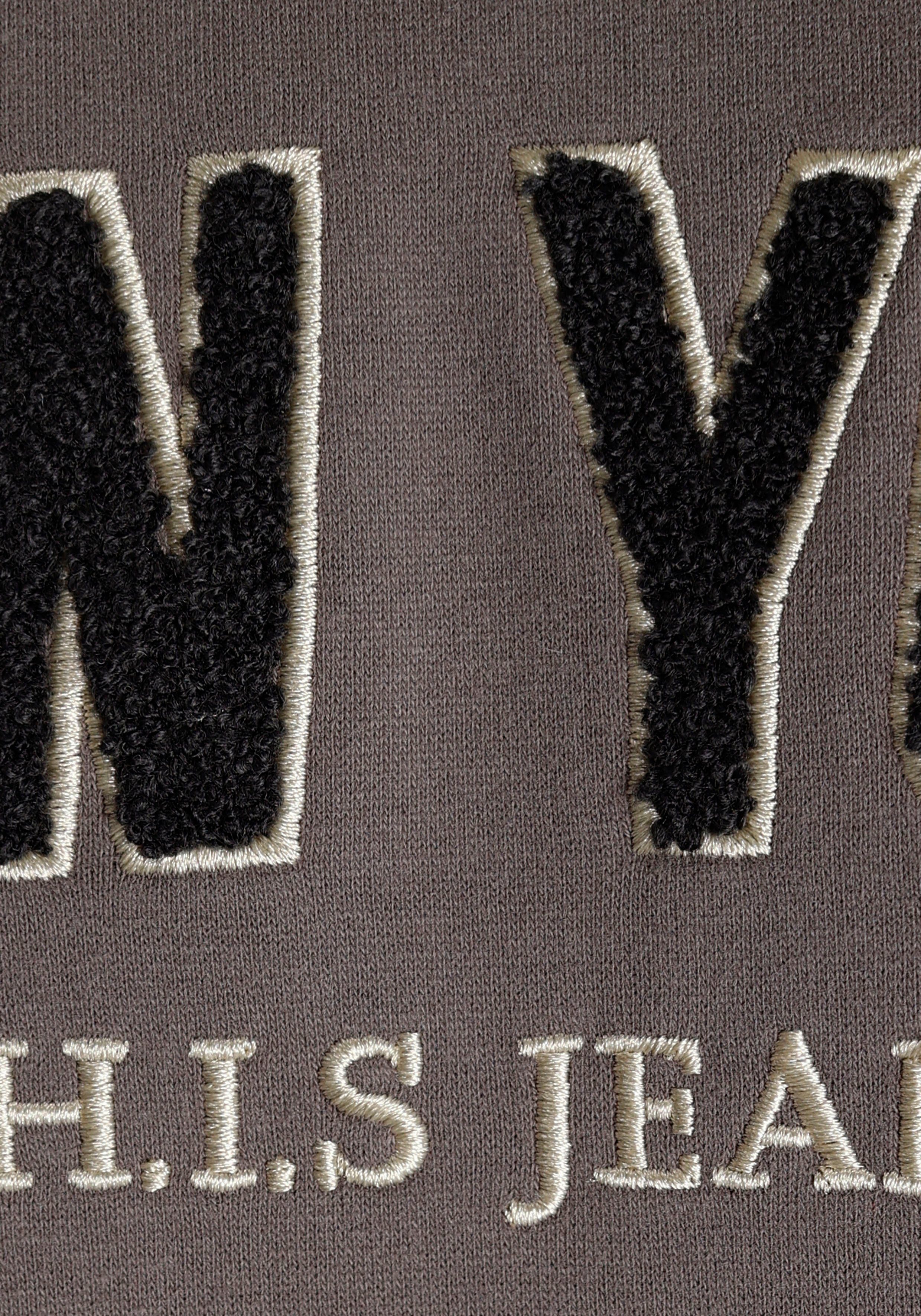 H.I.S Sweater Langarm, lockere Passform, bestickte Optik, Rundhalsausschnitt