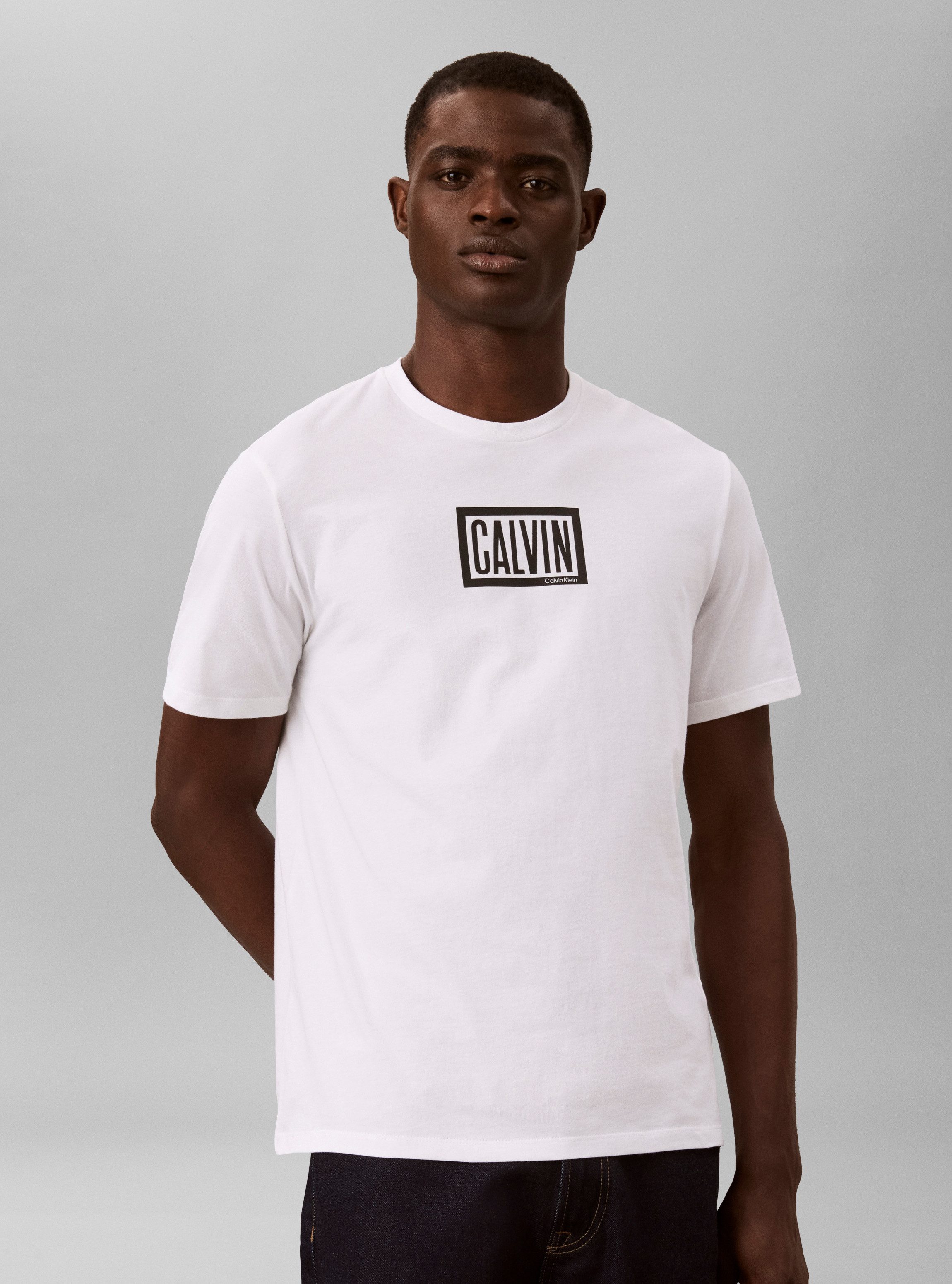 Calvin Klein Jeans T-Shirt BOXED CALVIN GRAPHIC TEE Regular fit, Druck