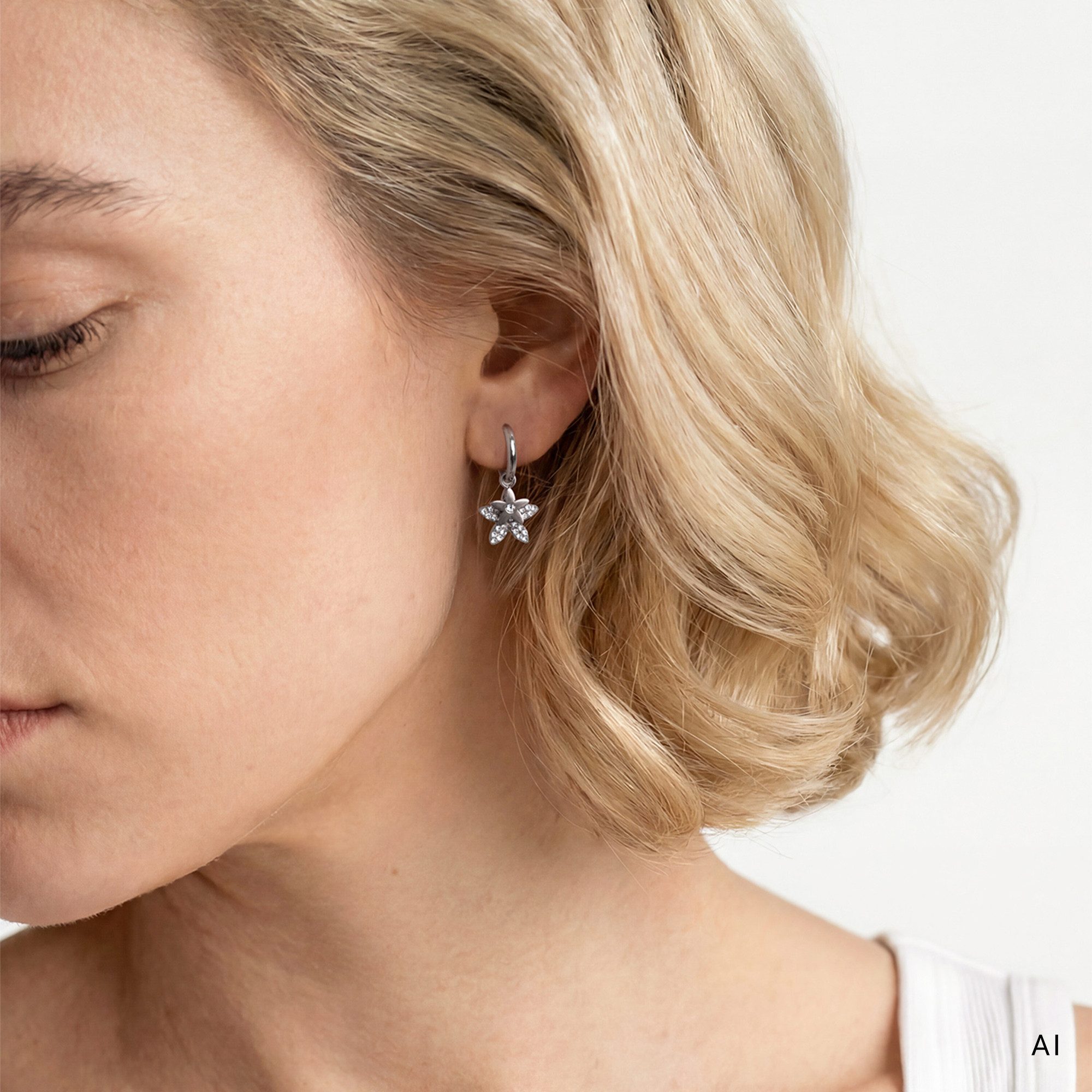 Tamaris Paar Ohrstecker The new Glitter Flower Edelstahl