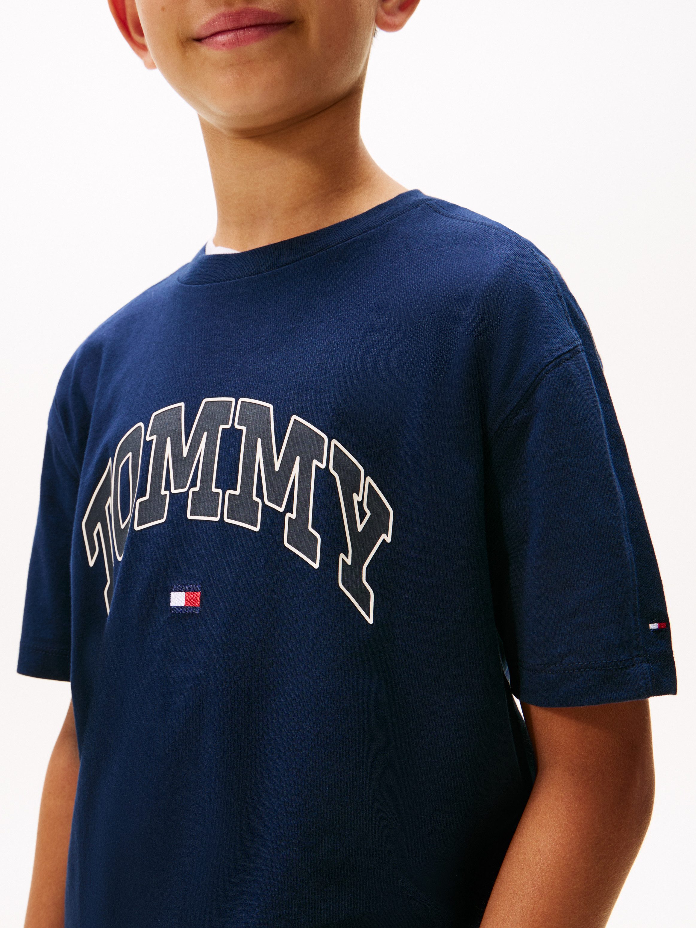 Tommy Hilfiger T-Shirt VARSITY RAISED PRINT TEE SS Kinder bis 16 Jahre – Bild 2 von 5