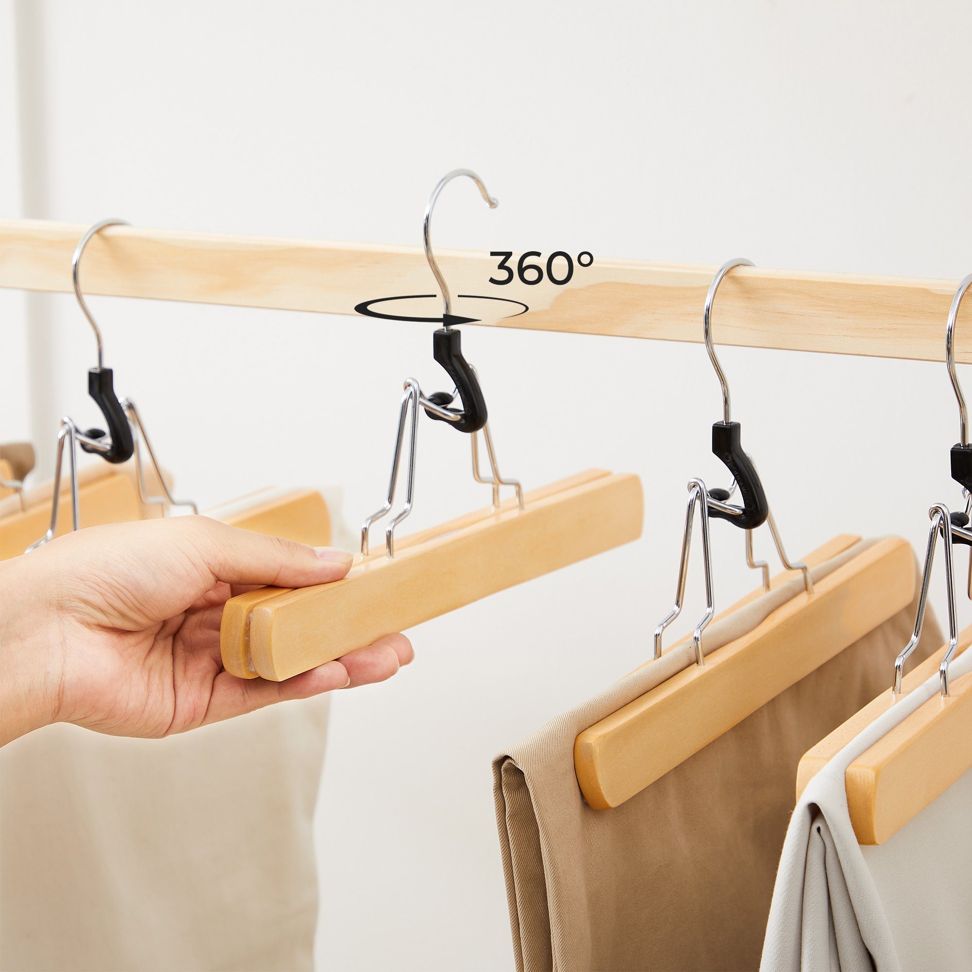SONGMICS Kleiderbügel Hosenspanner, aus Holz, (12-tlg), 12 Stück, rutschfest, verchromter Haken, um 360 Grad drehbar – Bild 5 von 5