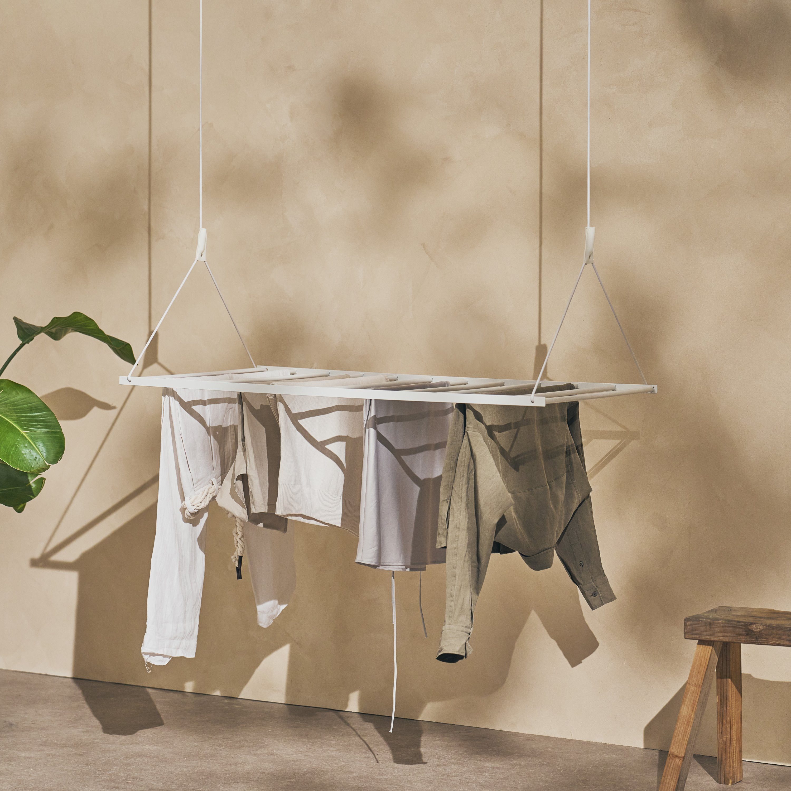 Natural Goods Berlin Deckenwäschetrockner SWING, Metall, rostfreier, pulverbeschichteter Wäscheständer, Innen & Außen – Bild 2 von 5