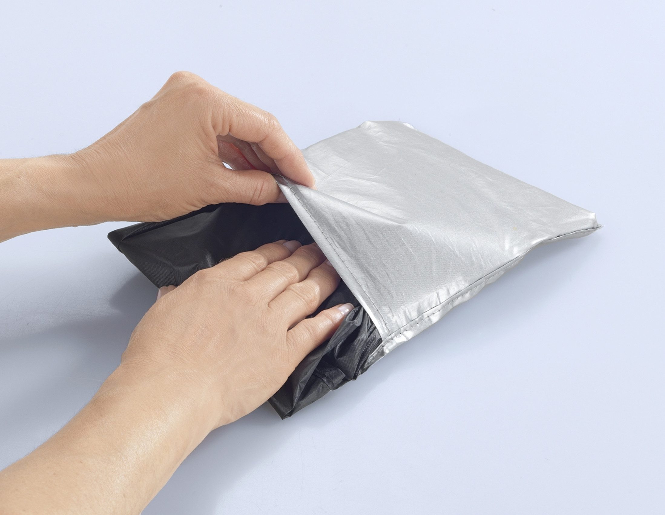 Maximex magnetic windshield cover, windshield protector, dimensions 156 x 96 cm, (1 piece)