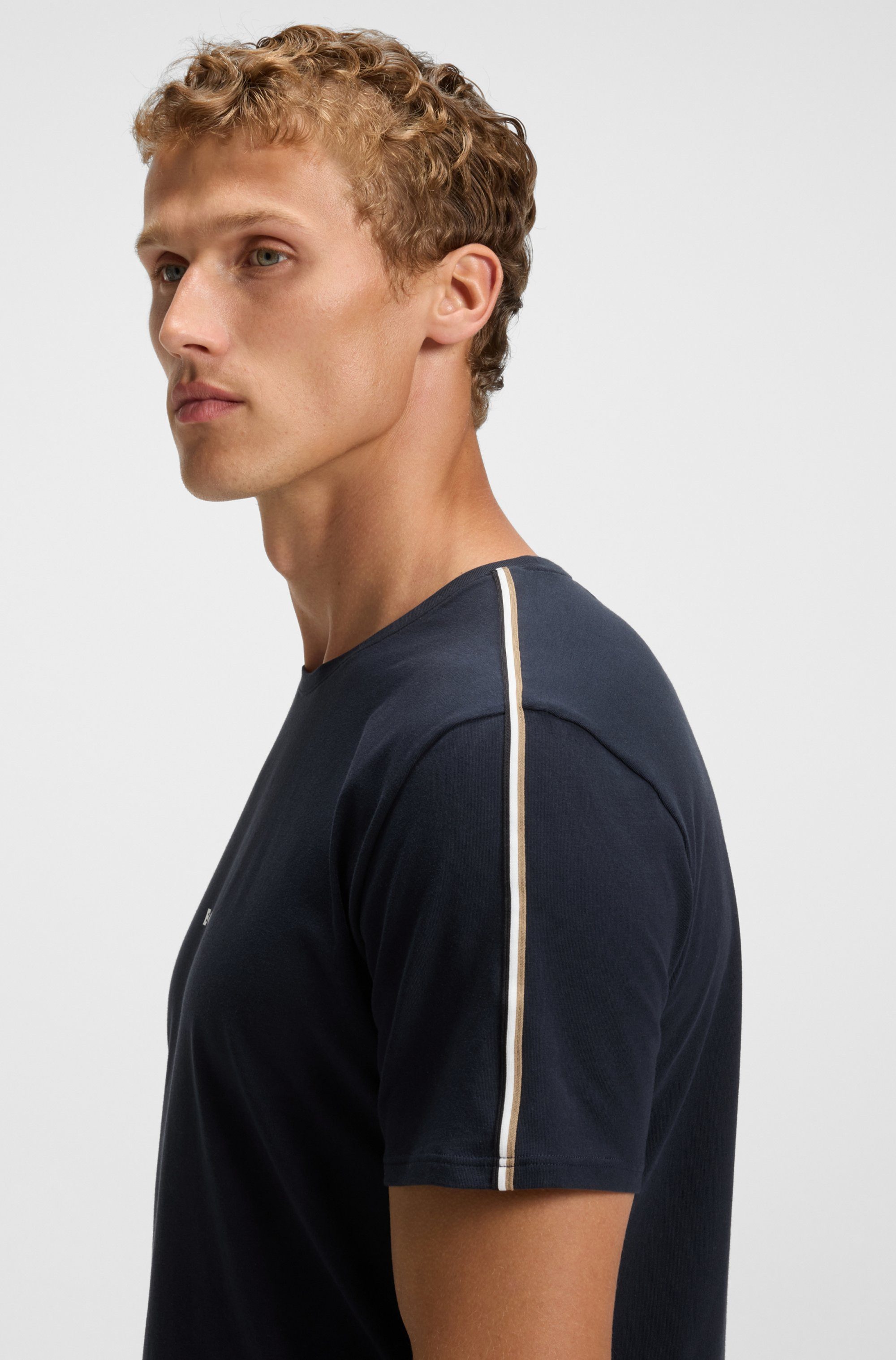 BOSS T-Shirt Unique aus elastischer Baumwolle mit Tape-Details, regular fit
