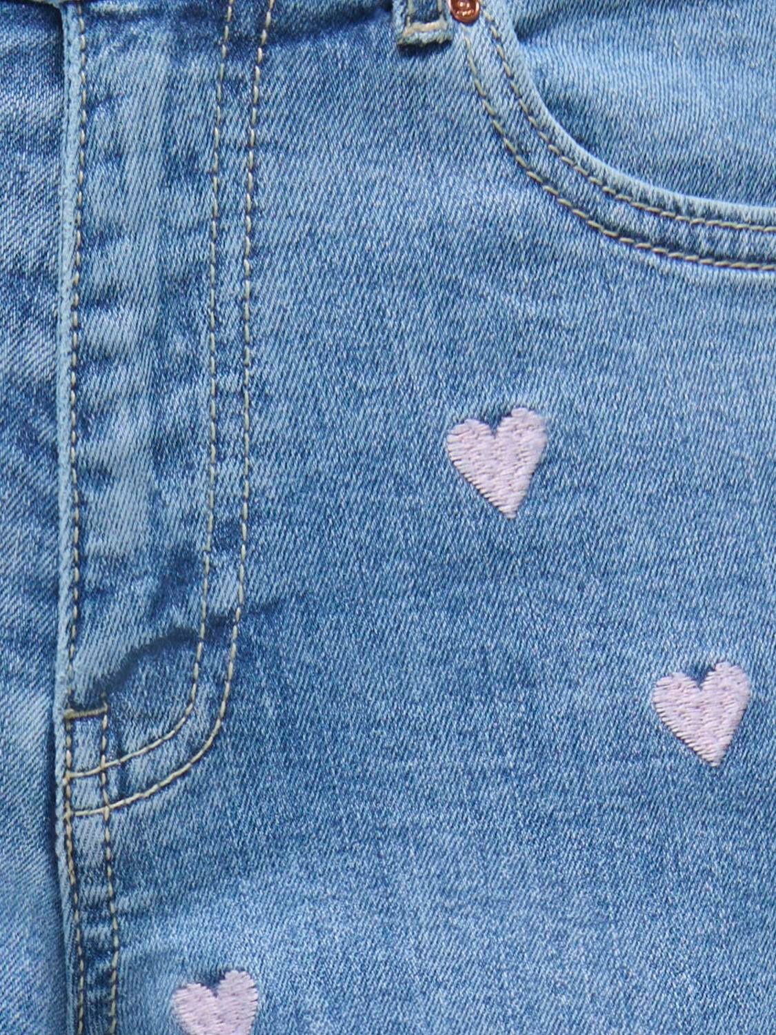 KIDS ONLY Jeansshorts KOGJUICY HEART EMB SHORTS DNM mit Allover-Stickerei