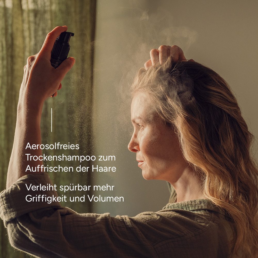JUNGLÜCK Trockenshampoo Dry shampoo - für mehr Volumen, 1-tlg., Mattiert den Haaransatz und verleiht mehr Griffigkeit