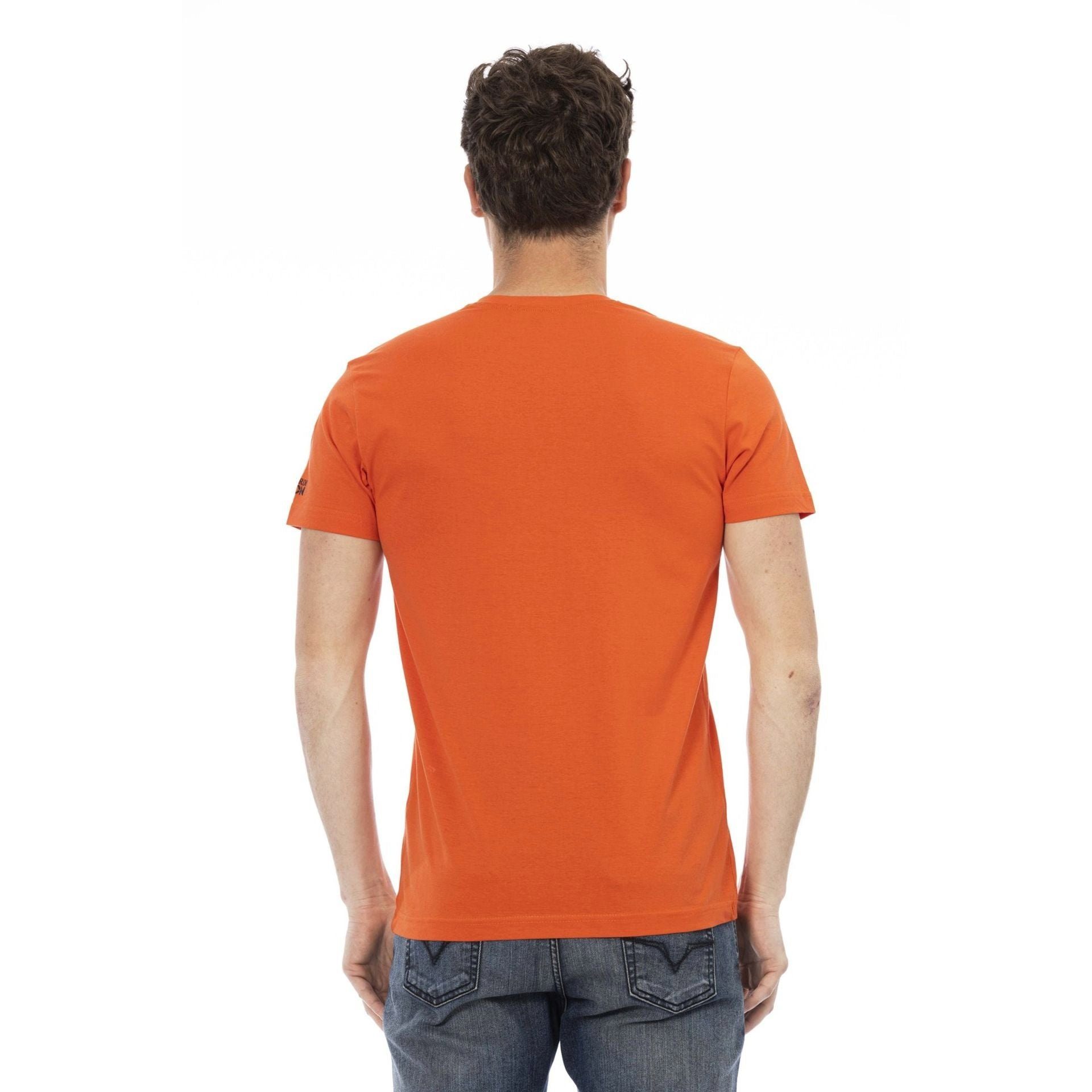 Trussardi T-Shirt Trussardi Action T-Shirts, aus, Note zeichnet Es das eine durch Logo-Muster subtile, sich Rot aber das verleiht stilvolle