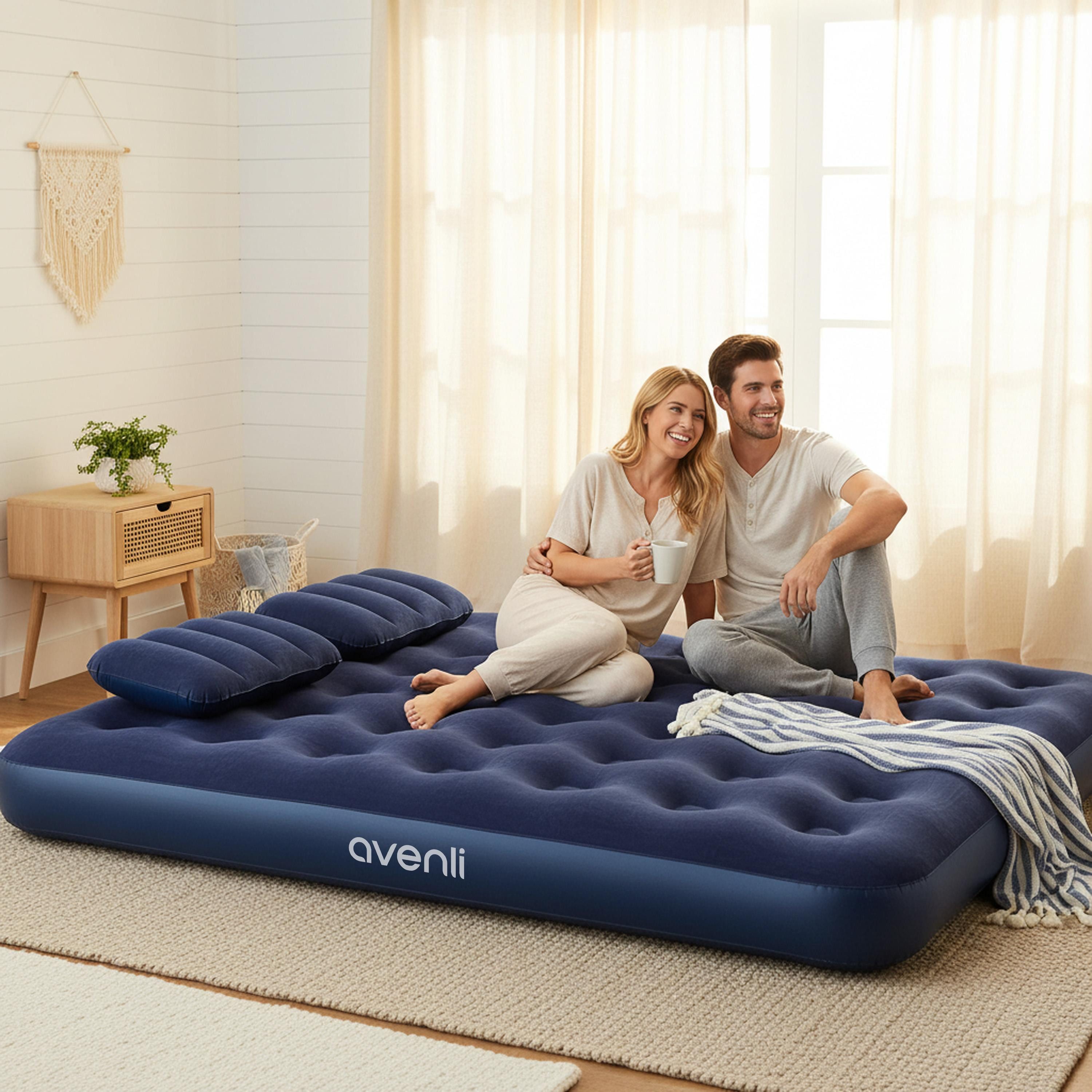 Avenli Luftbett Camping Set für 2 Personen mit Pumpe & Kissen 203x152x22cm Queen-Size, (Luftmatratze aufblasbar Ideal als Reisebett oder Isomatte, 1-tlg., Set inklusive Luftpumpe und Luftkissen), für Indoor und Outdoor mit beflockter Oberfläche