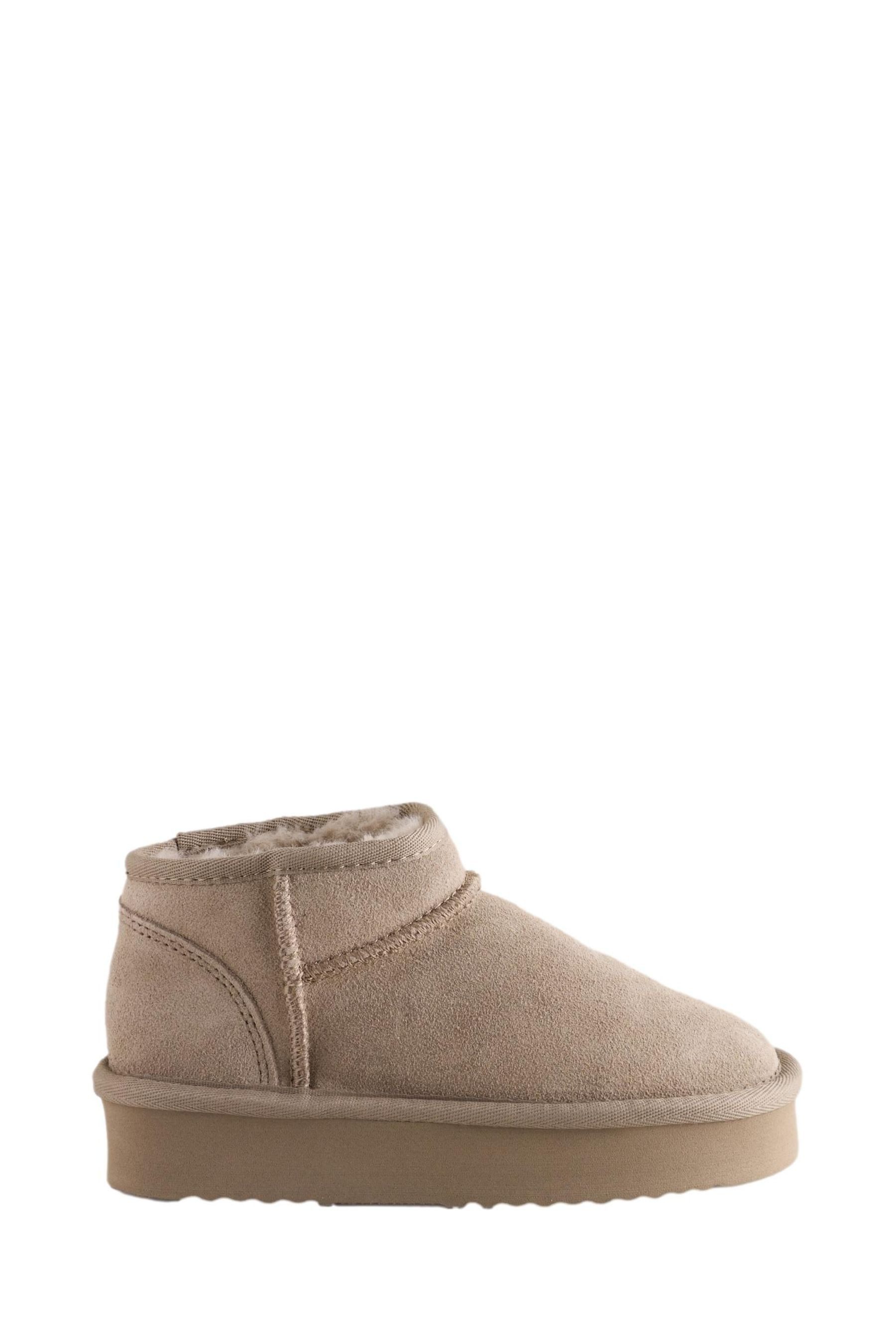 Next Wasserabweisende Veloursleder-Schlupfstiefel Stiefel (1-tlg)