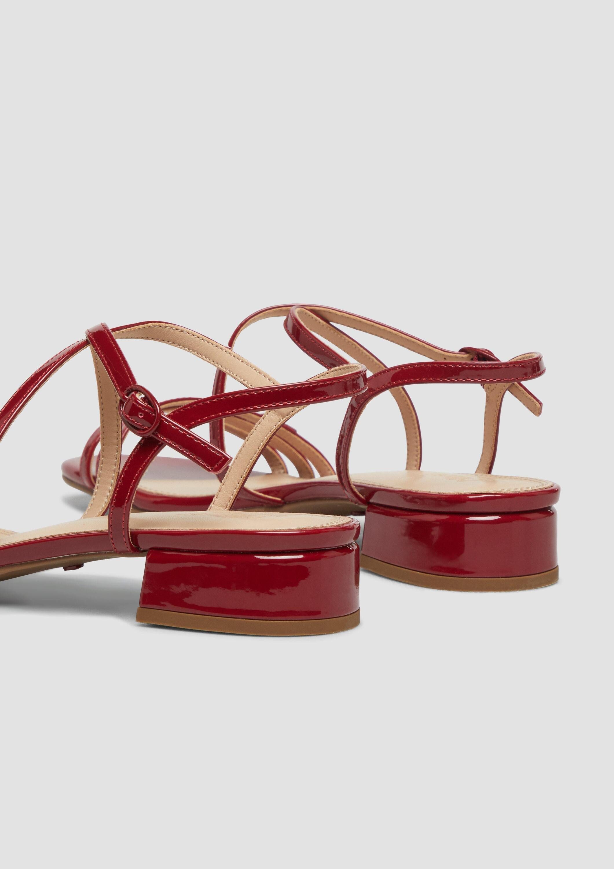 s.Oliver Sandalen Sandale Sandaletten in Lackleder-Optik