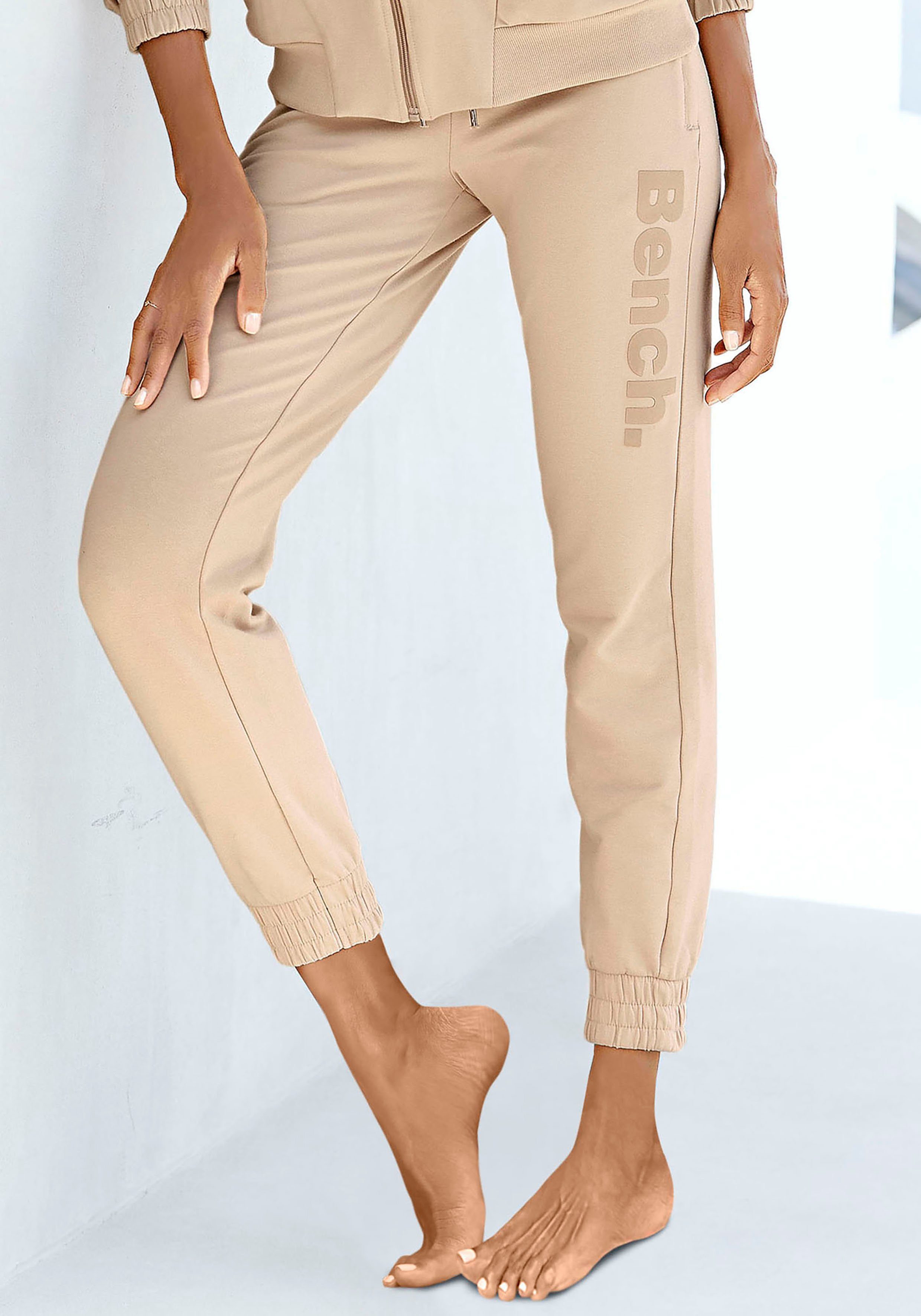 Bench. Loungewear Homewearhose mit Reißverschluss Taschen, Loungeanzug beige