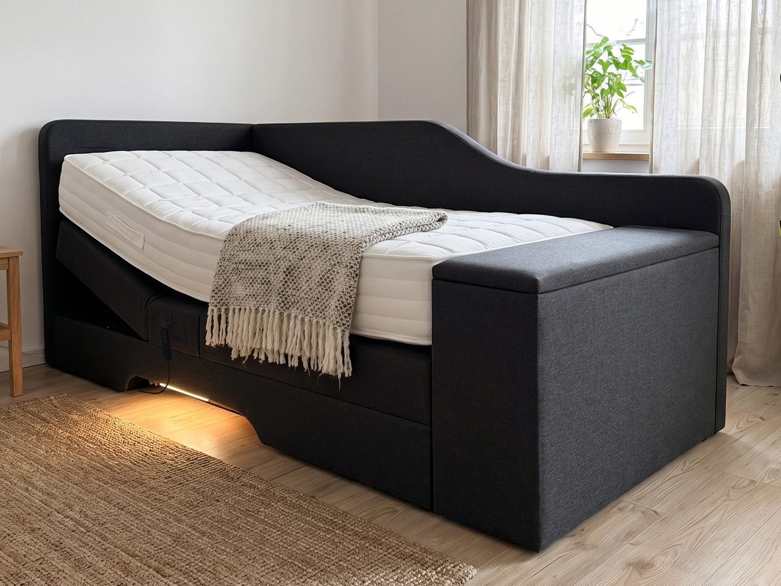 PAARA Boxspringbett elektrisch verstellbar mit LED und Truhe inkl. Matratze, mit einzigartigem Belüftungssystem