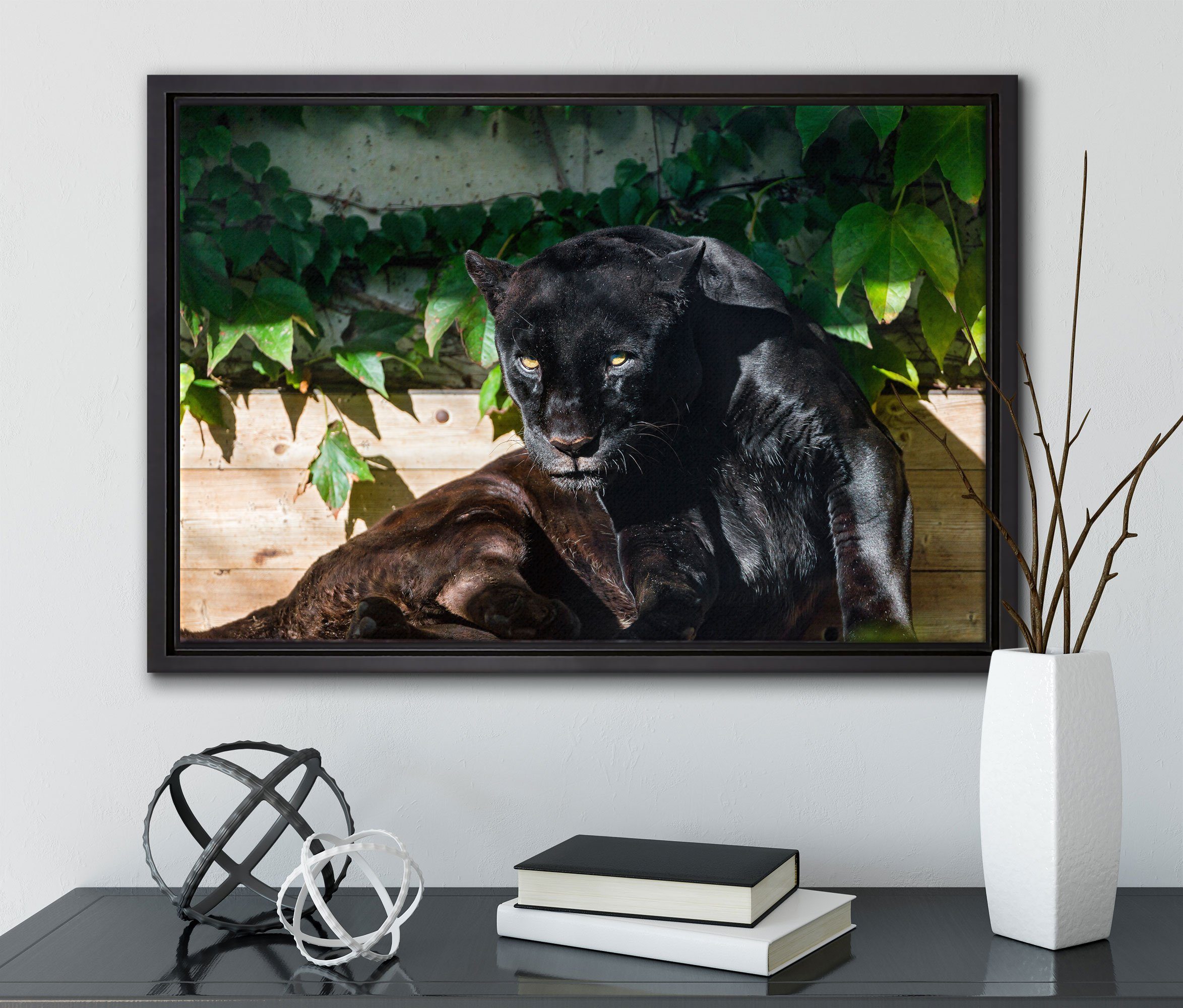 schwarzer Pixxprint gefasst, fertig (1 St), Zackenaufhänger Leinwandbild Schattenfugen-Bilderrahmen Wanddekoration einem bespannt, Leinwandbild Panther, in inkl.