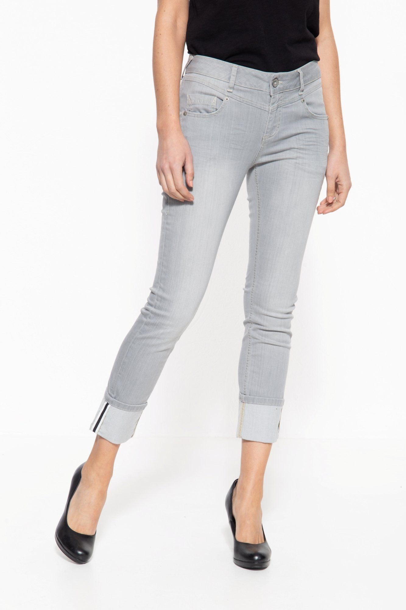 Jeans Zoe Beinaufschlag legerem mit Slim-fit-Jeans ATT