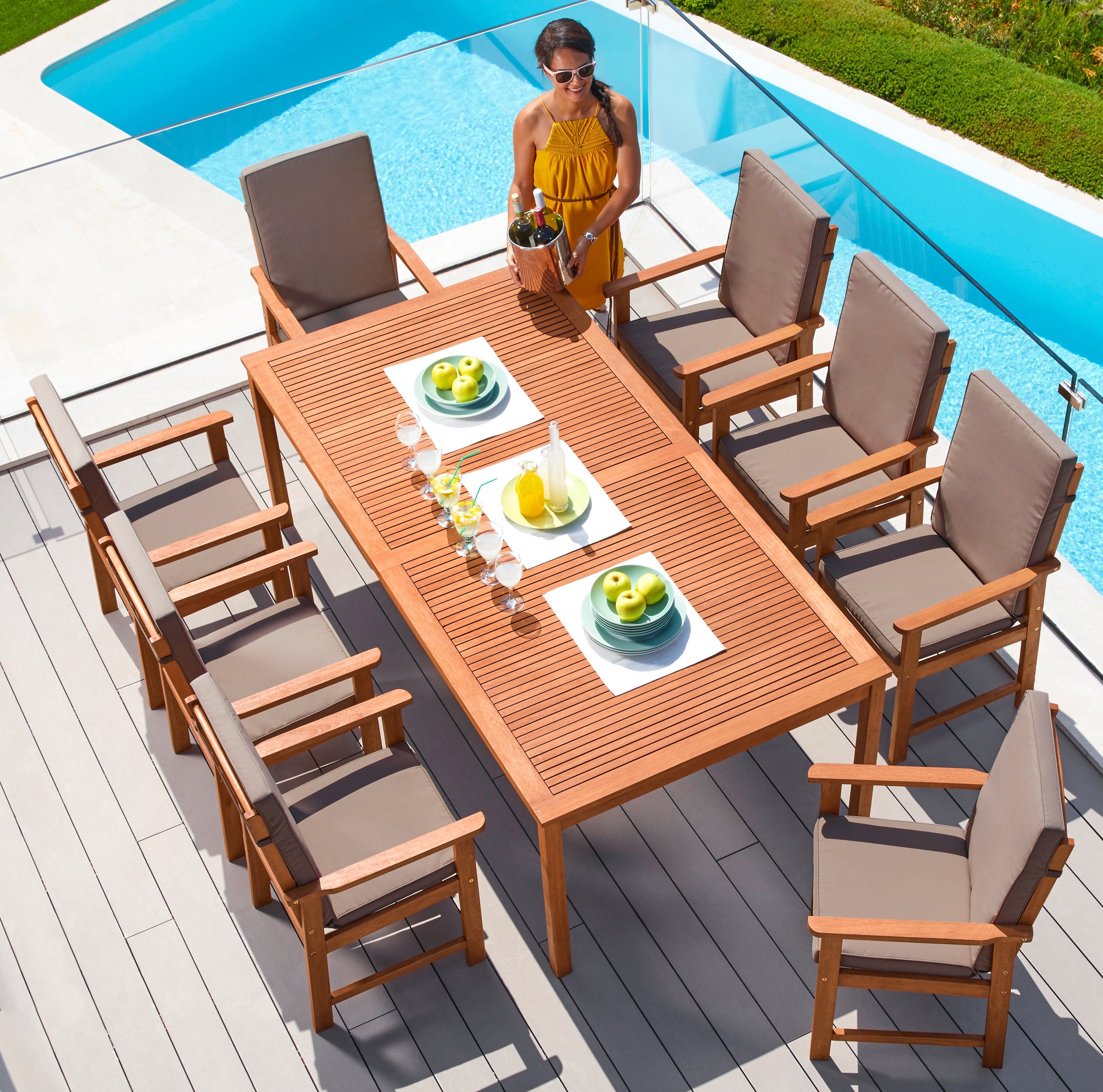 MERXX Garten-Essgruppe Montana, (17-tlg., 8x Sessel, inkl. Auflagen, 1x Tisch 220x110 cm), Eukalyptusholz, FSC® Mix