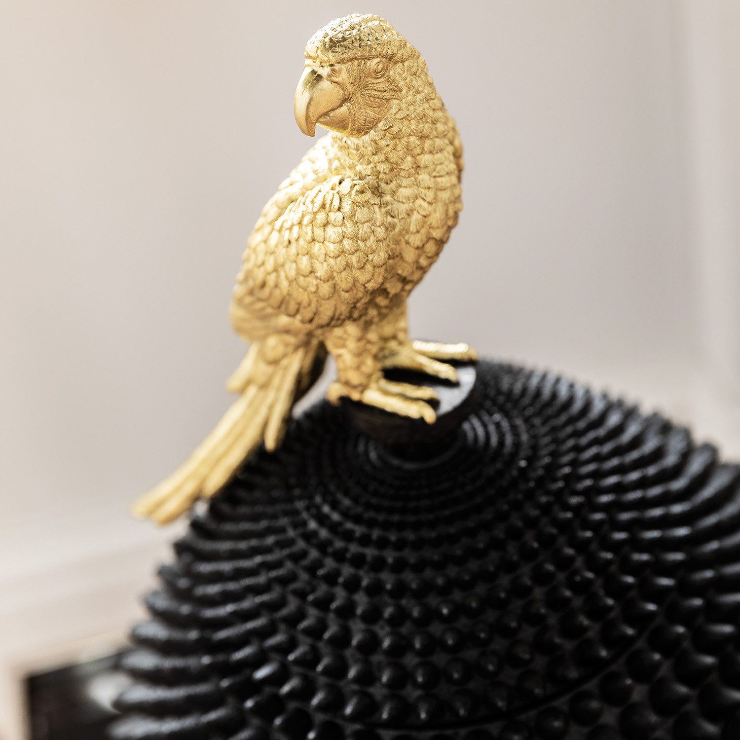 KARE Deko-Dose Parrot, Höhe 40 cm, Polyresin, schwarz, gold günstig online kaufen