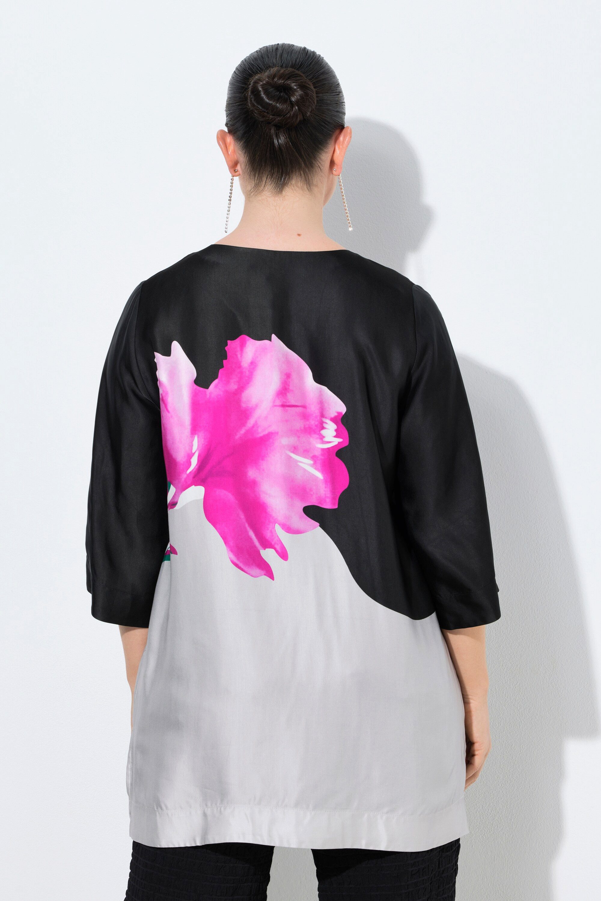 Ulla Popken Tunika Satinbluse Blüten A-Linie V-Ausschnitt 3/4-Arm