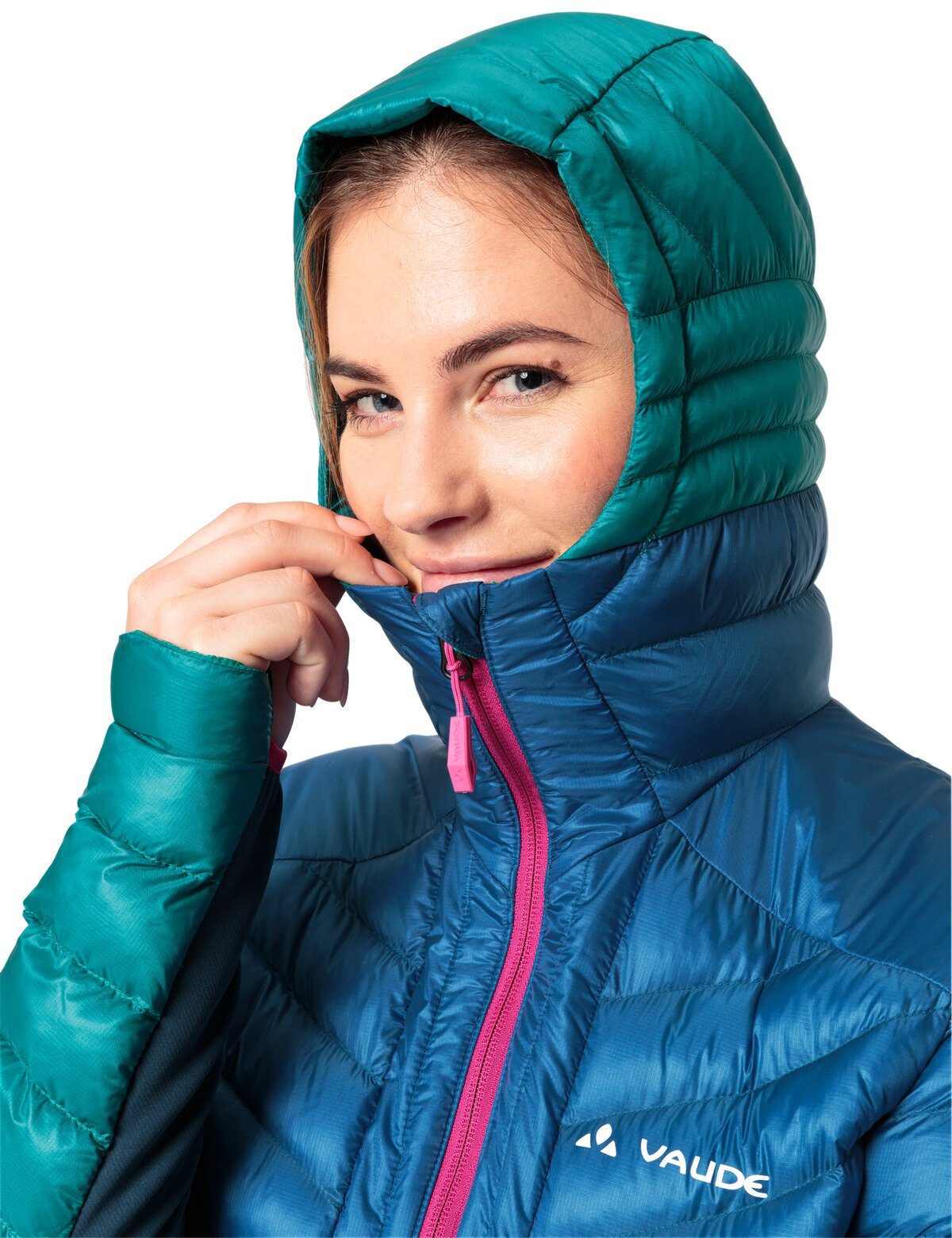 Pro II Sesvenna VAUDE Jacket Outdoorjacke kompensiert ultramarine Women's Klimaneutral (1-St)