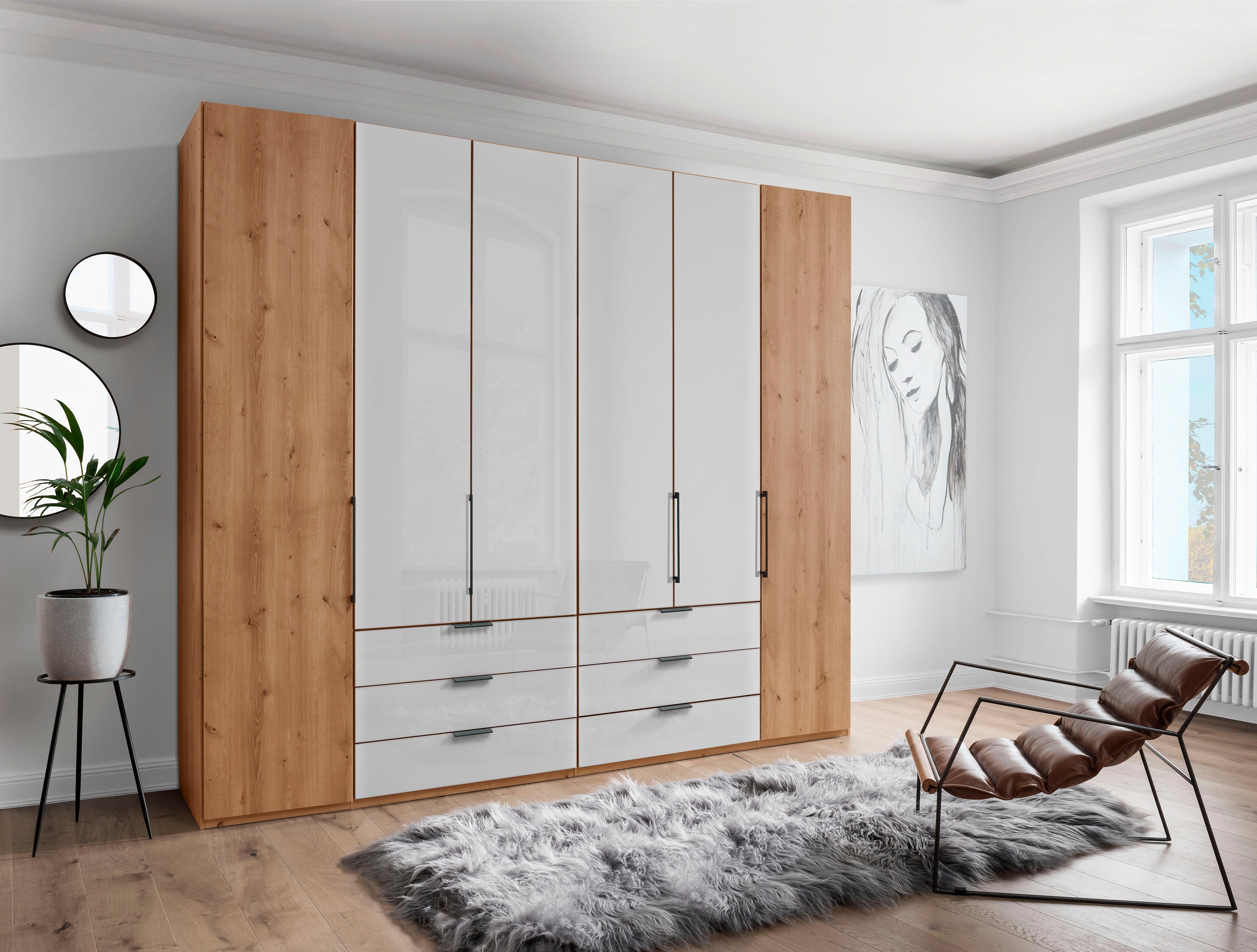 WIEMANN Drehtürenschrank Monaco mit Teil-Glasfront sowie hochwertige Beschläge inkl. Dämpfung